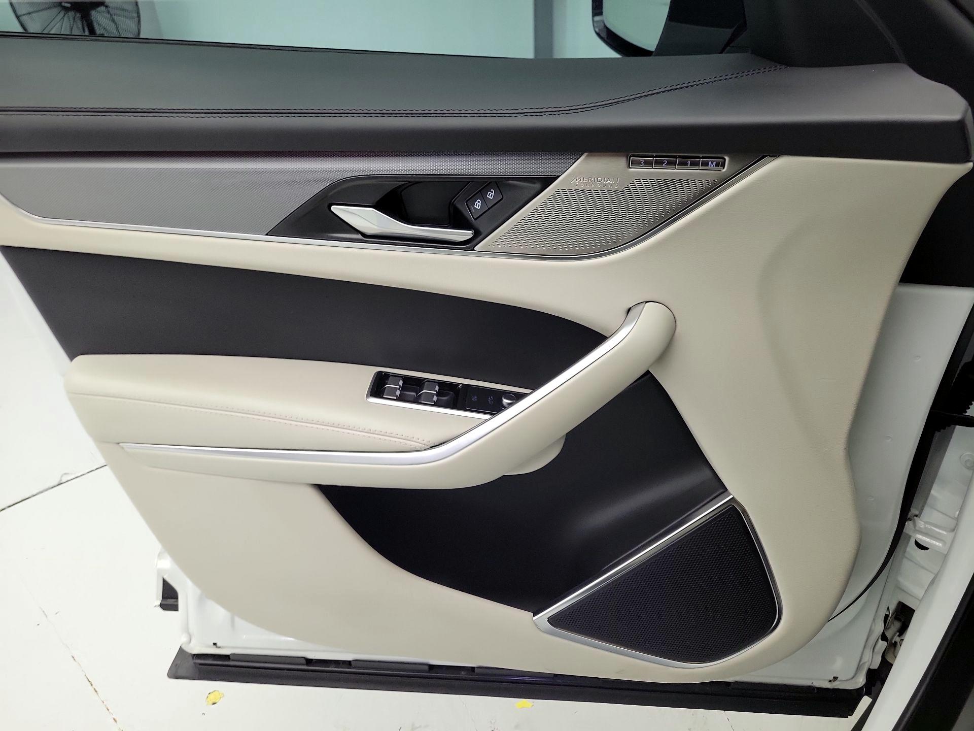 Thumbnail: 2023 Jaguar F-Pace - 12