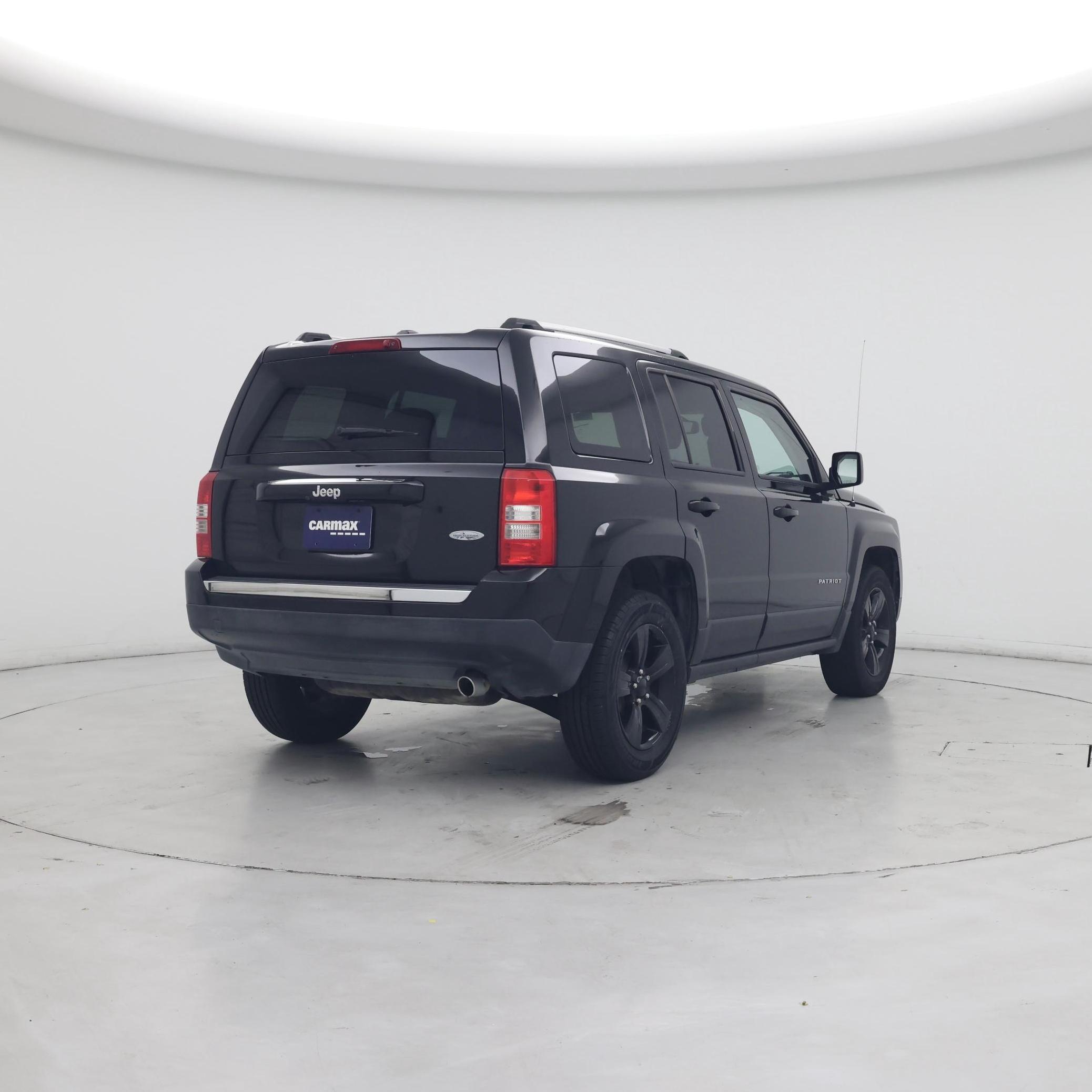Thumbnail: 2017 Jeep Patriot - 8