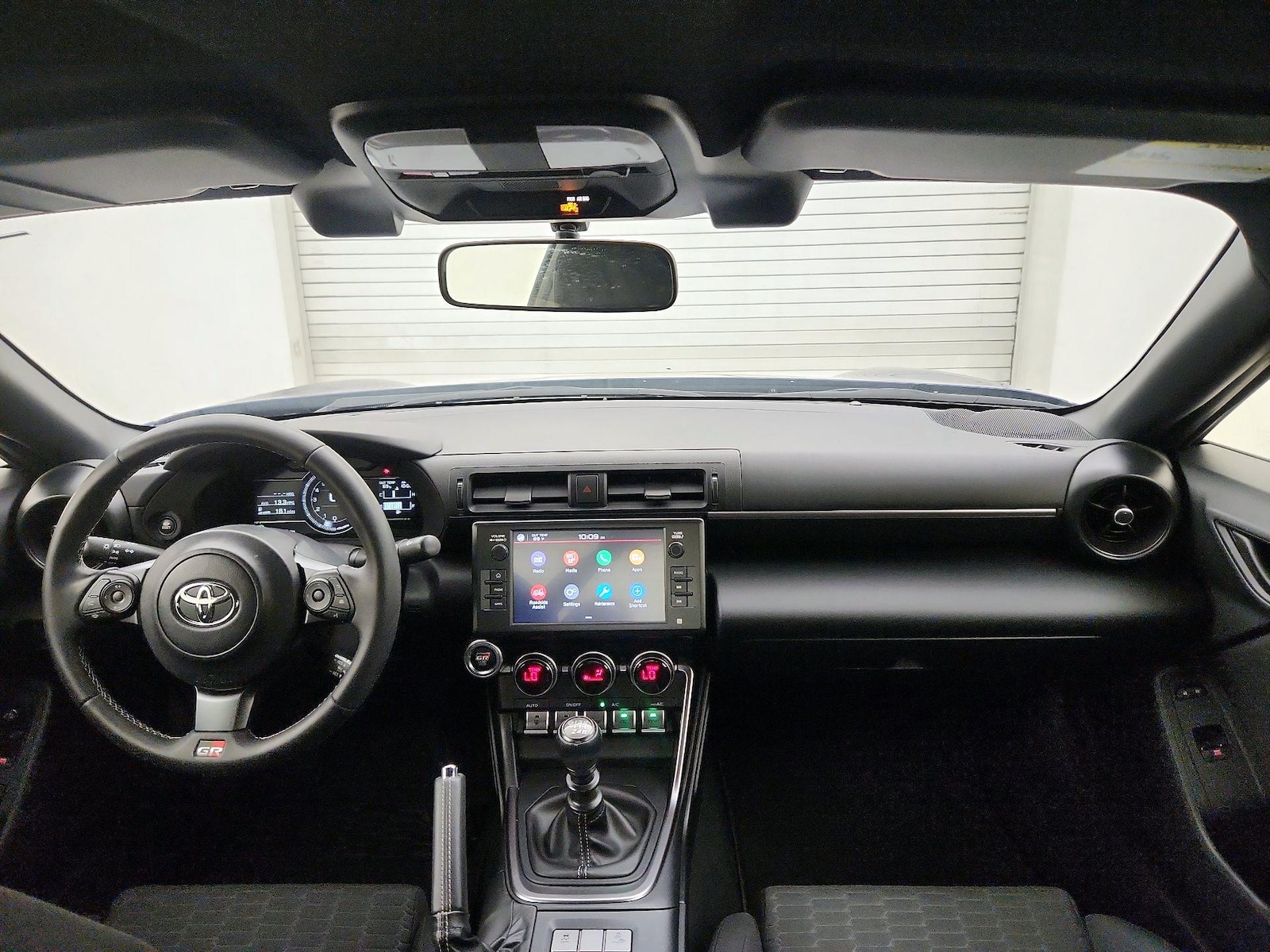 Photo 10