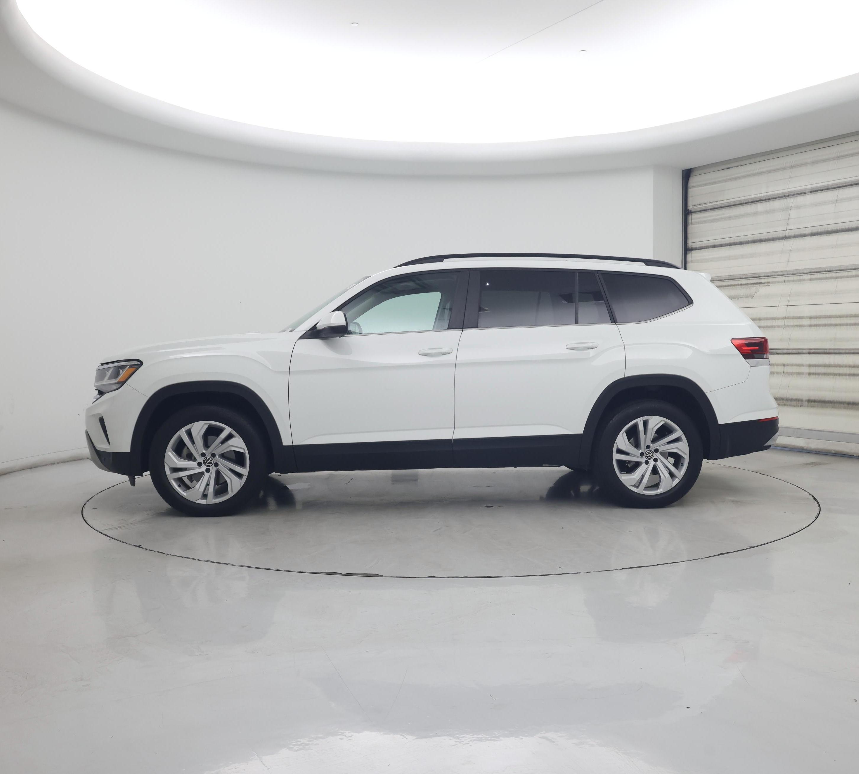 Thumbnail: 2021 Volkswagen Atlas - 3