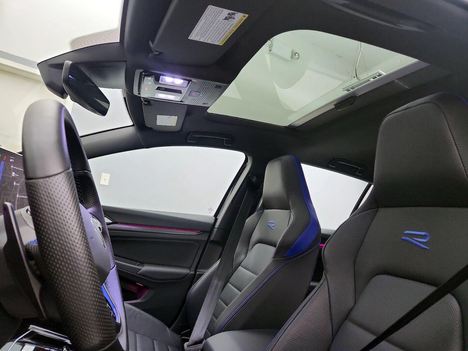 2025 Volkswagen Golf R R - Photo 21