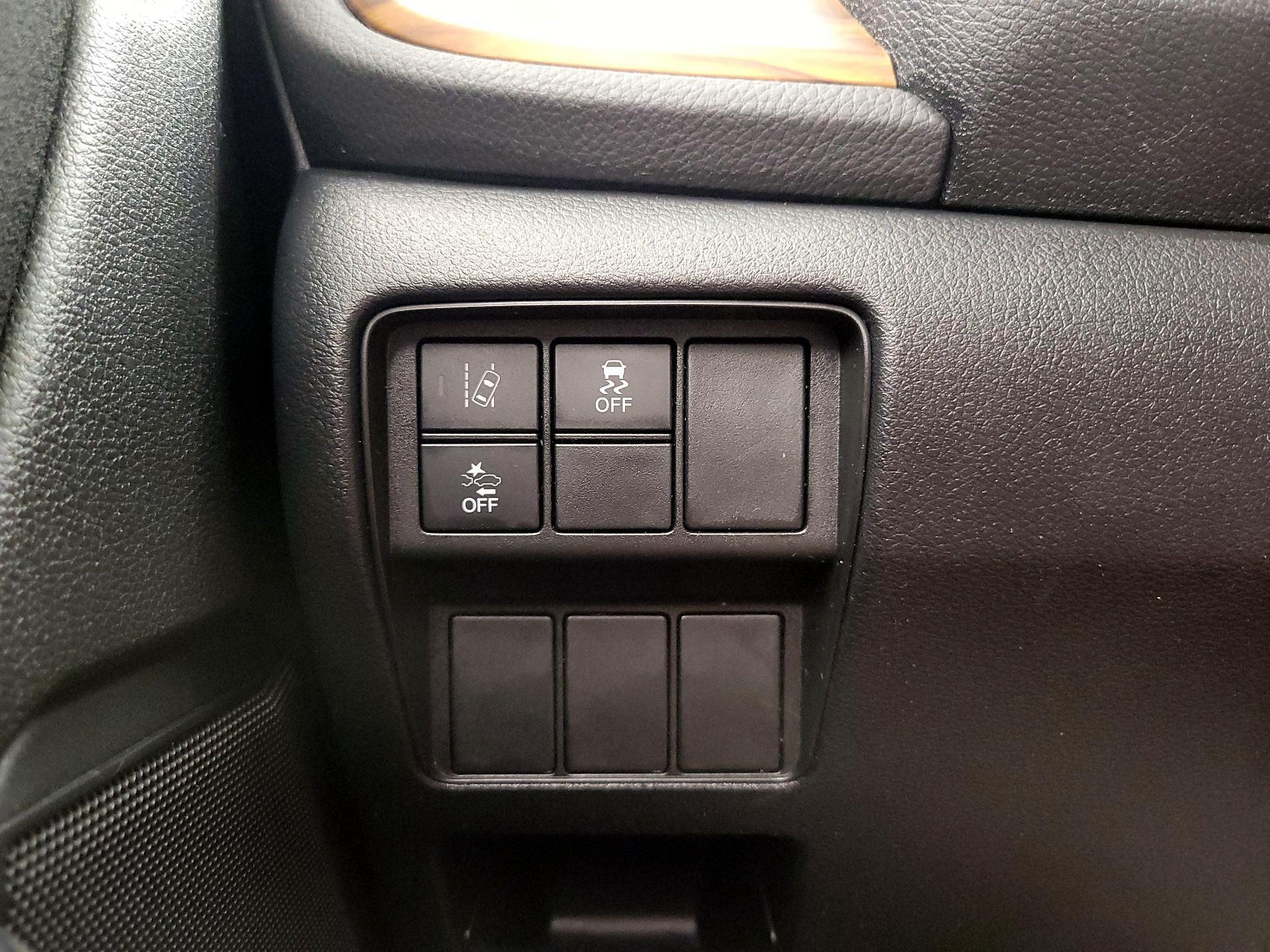 Thumbnail: 2018 Honda CR-V - 13