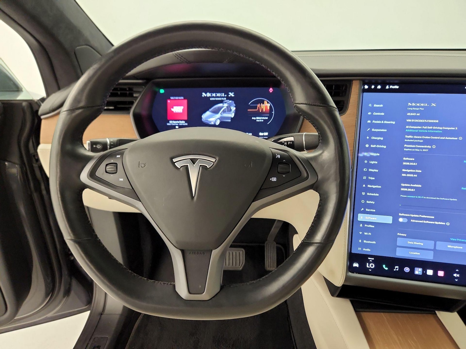2020 Tesla Model X Long Range Plus - Photo 11
