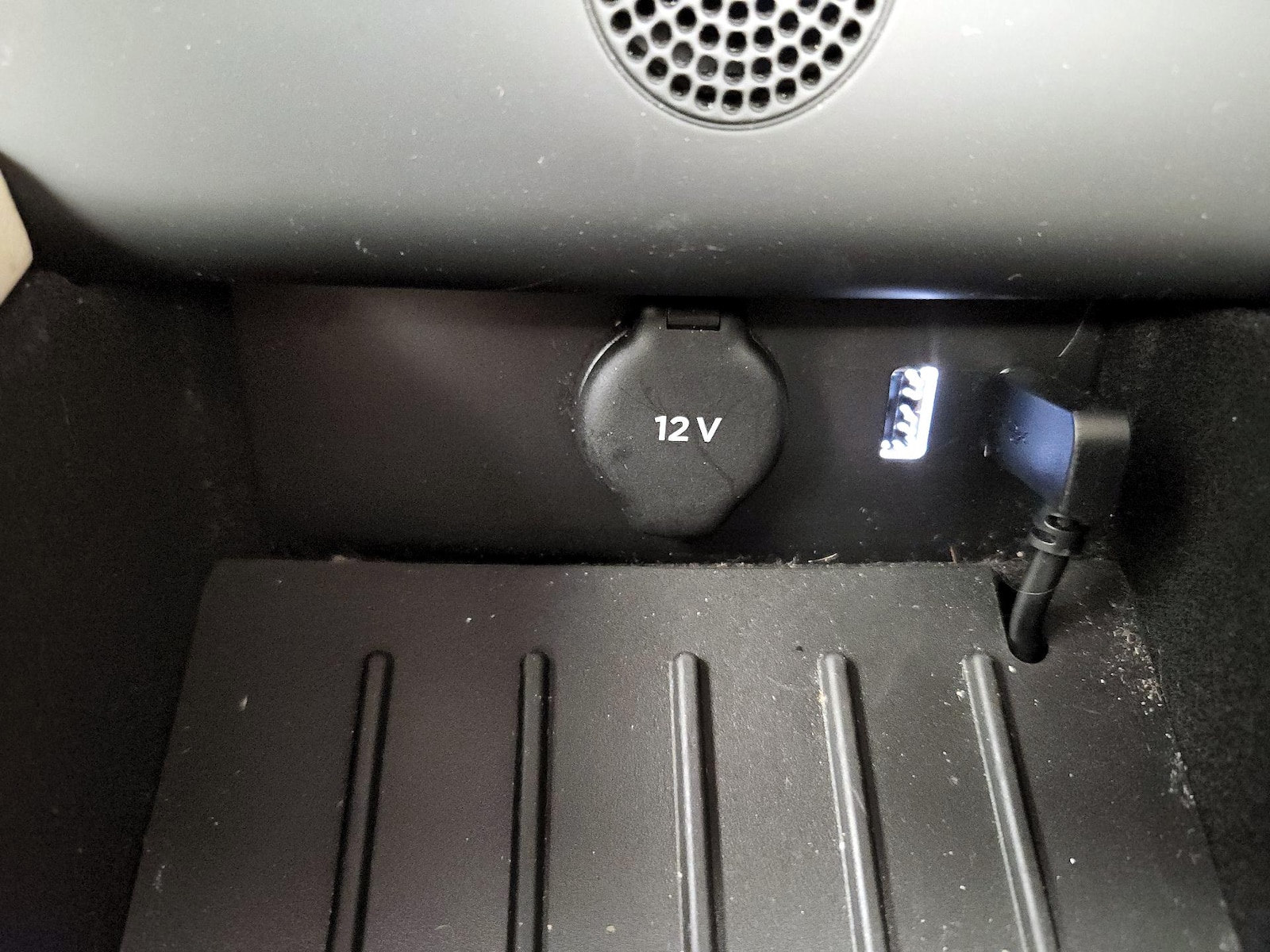 2020 Tesla Model X Long Range Plus - Photo 20