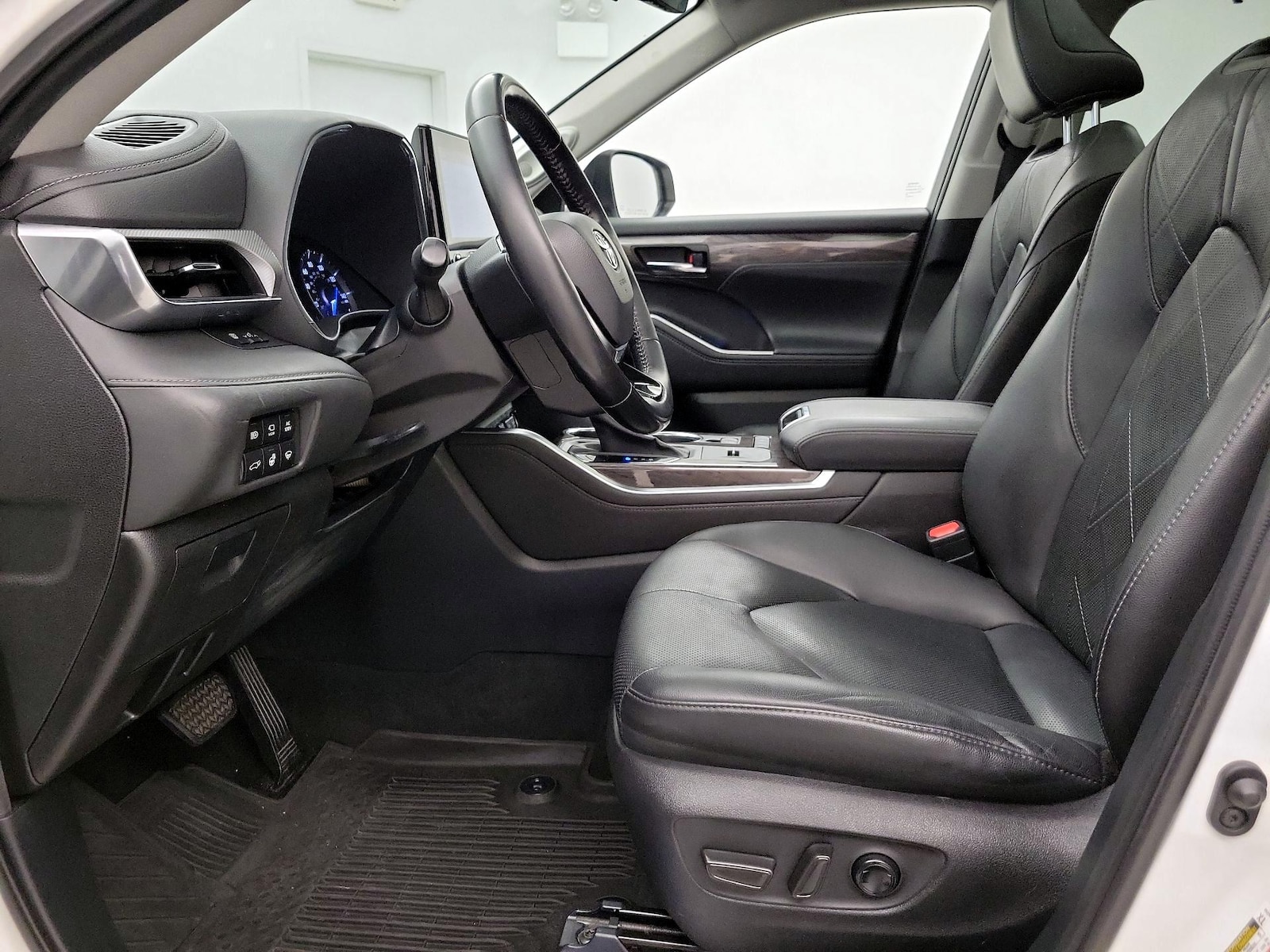 2020 Toyota Highlander Platinum - Photo 12
