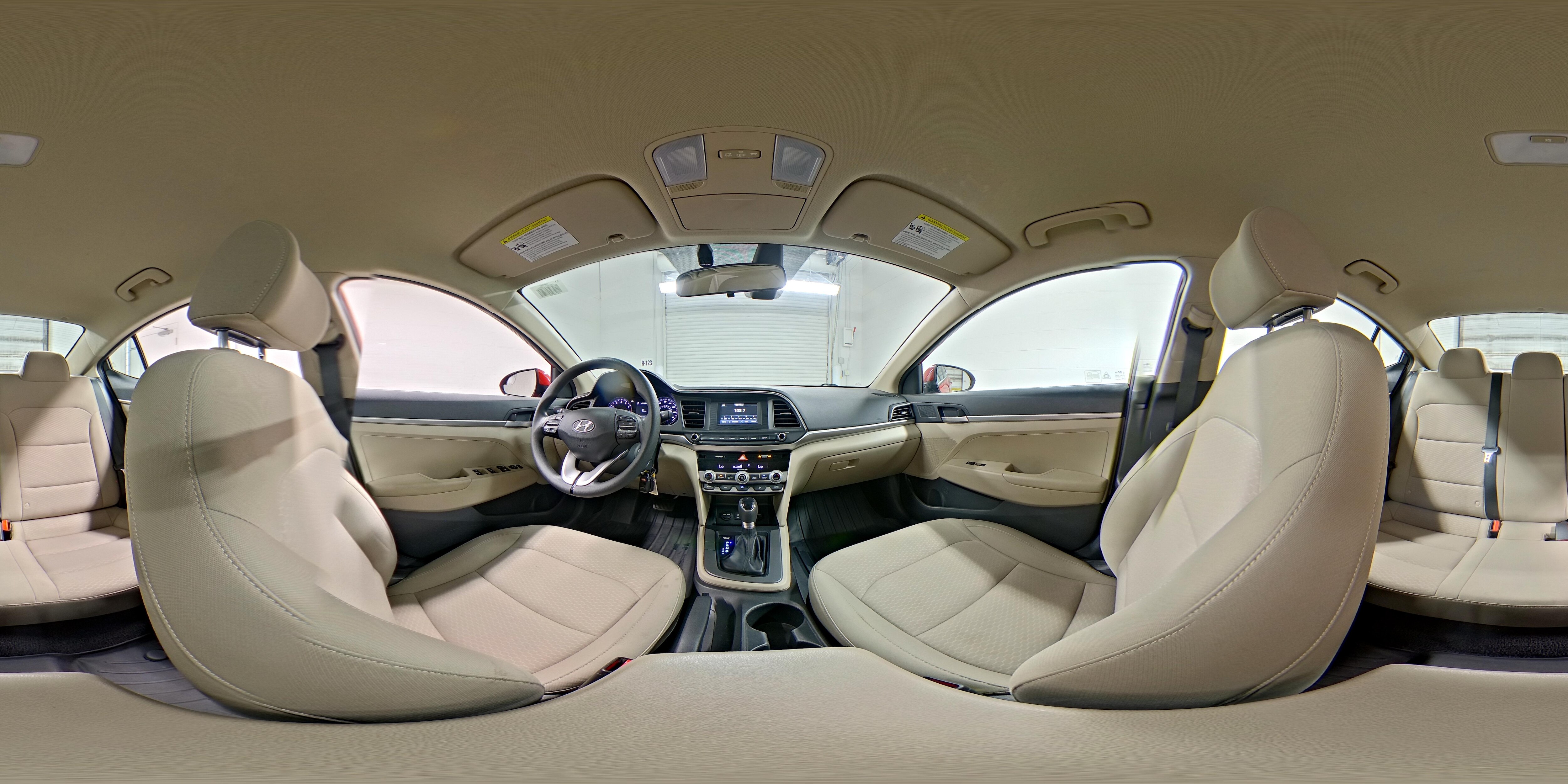 2020 Hyundai Elantra SE - Photo 24