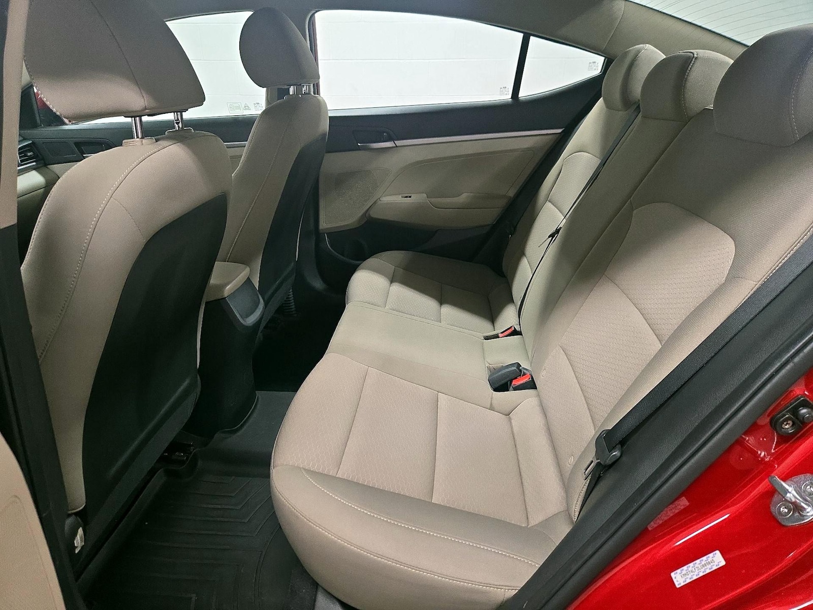 2020 Hyundai Elantra SE - Photo 20