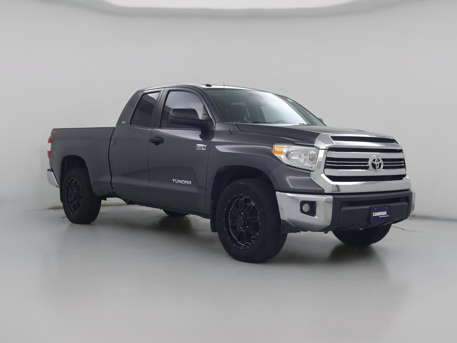 Bed Liner & Tow Hitch
