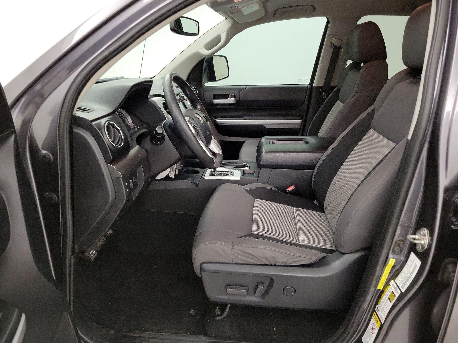 Power Seat(s) & Side Airbags