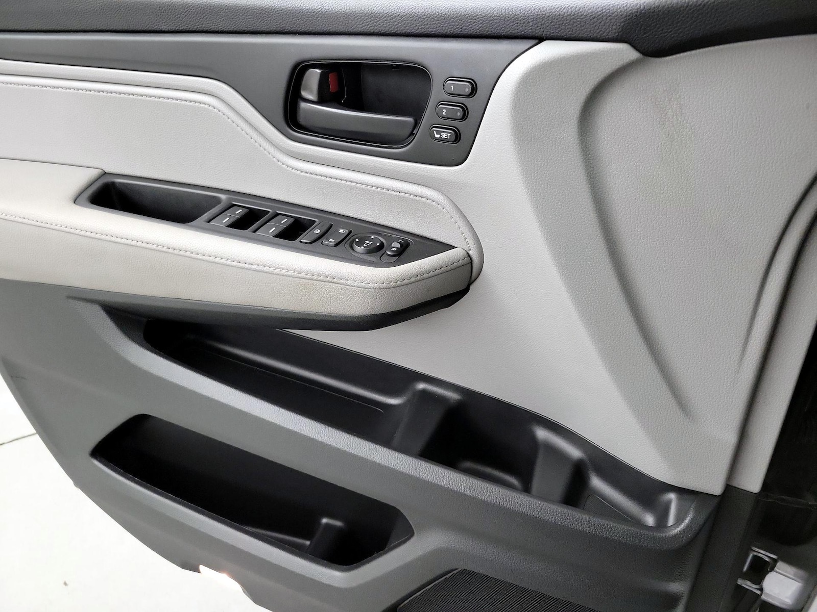 2018 Honda Odyssey EX-L - Photo 13