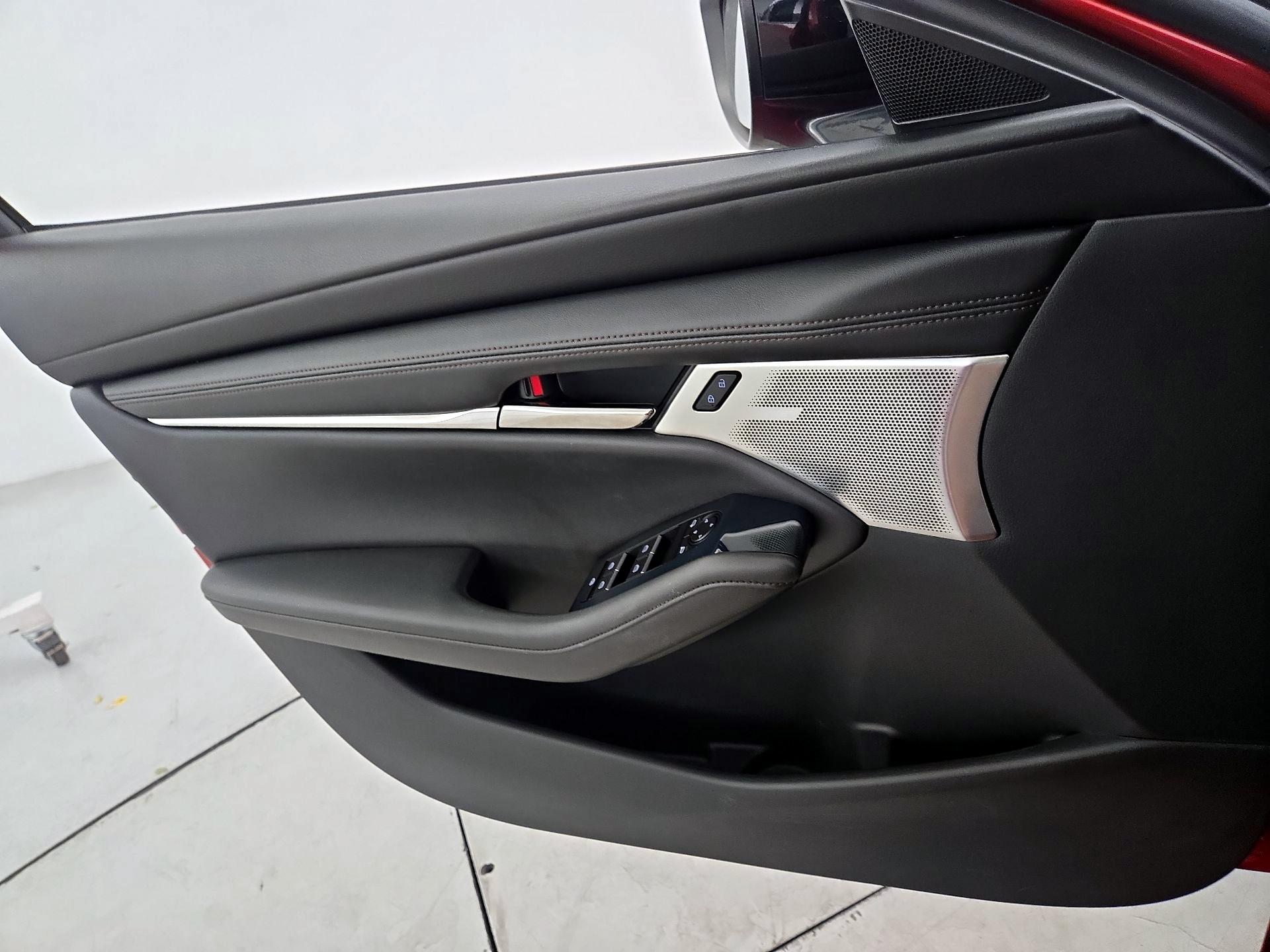 Thumbnail: 2021 Mazda Mazda3 - 12