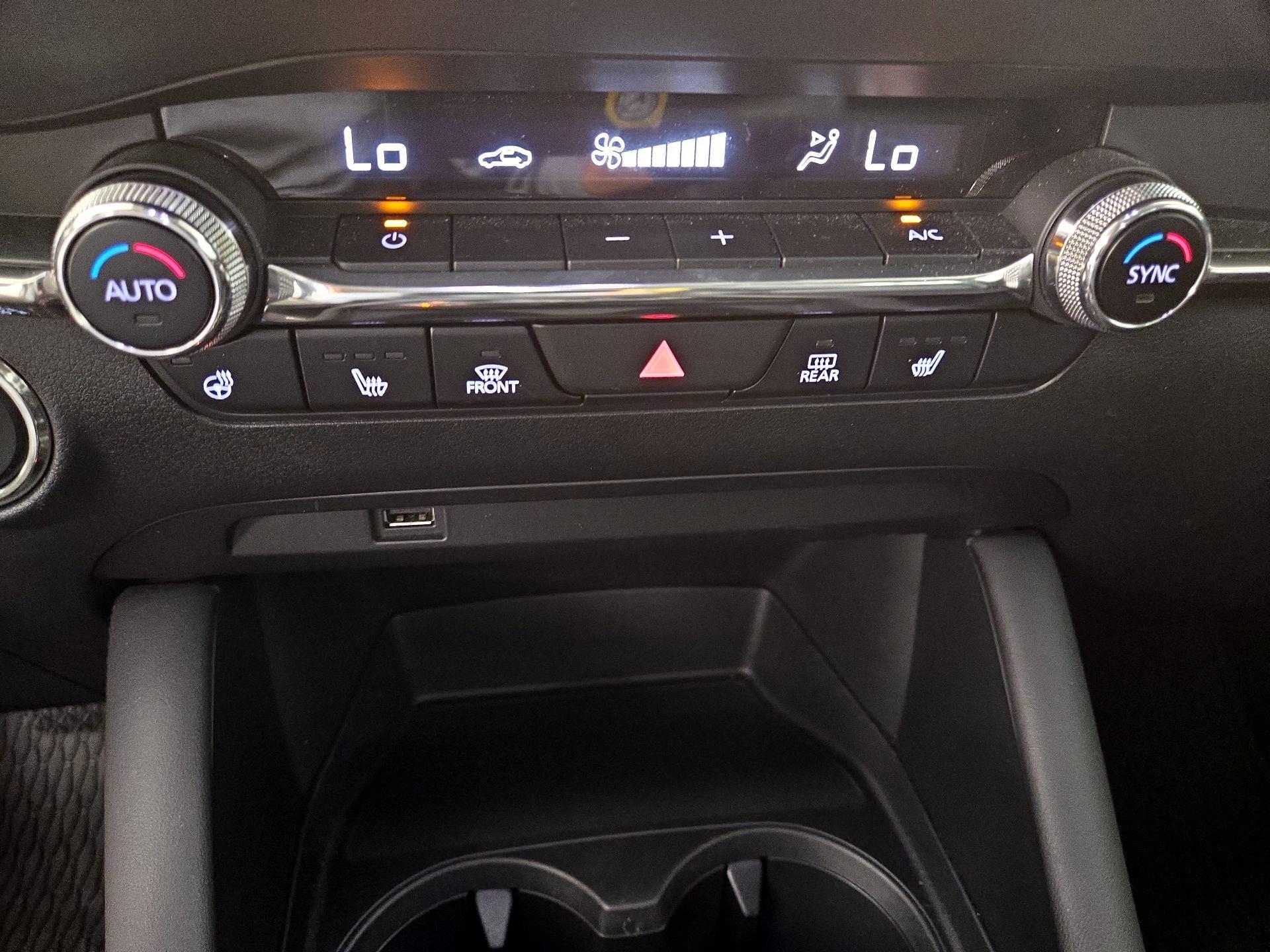 Thumbnail: 2021 Mazda Mazda3 - 16