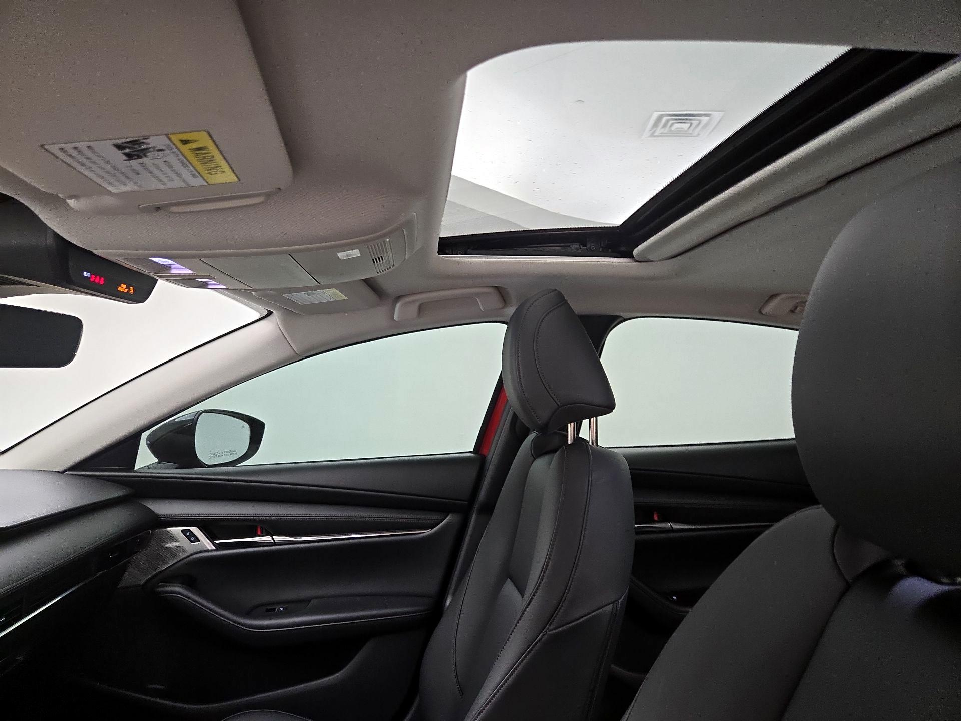 Thumbnail: 2021 Mazda Mazda3 - 19