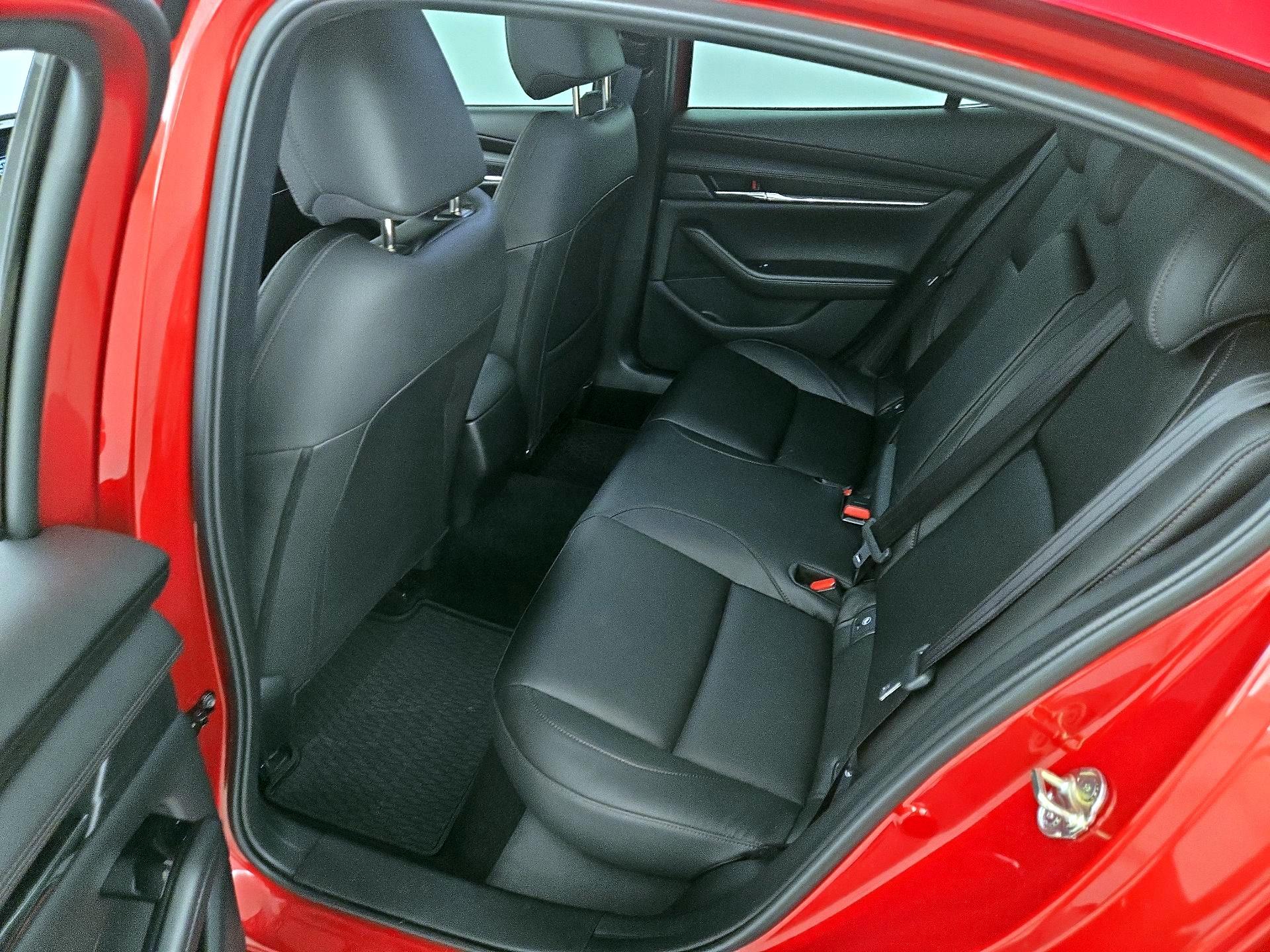 Thumbnail: 2021 Mazda Mazda3 - 20