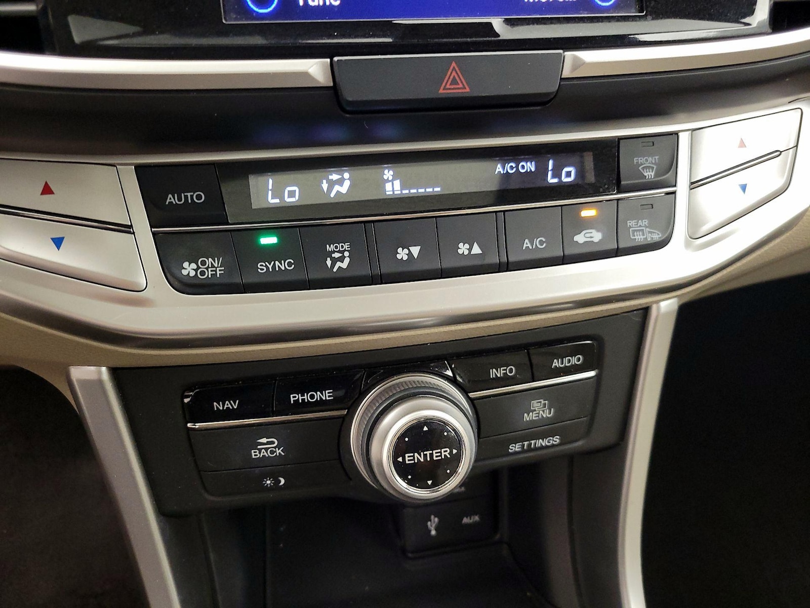 2014 Honda Accord EX-L - Photo 18