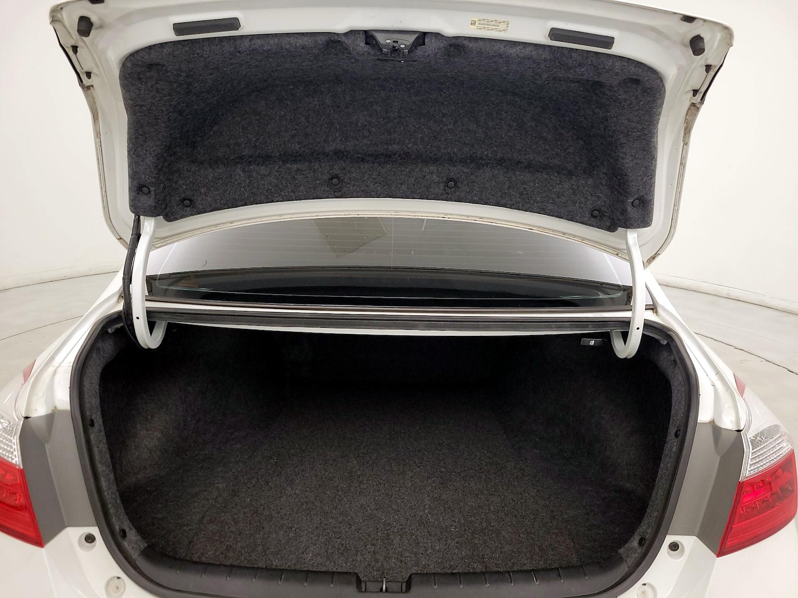 2014 Honda Accord EX-L - Photo 23