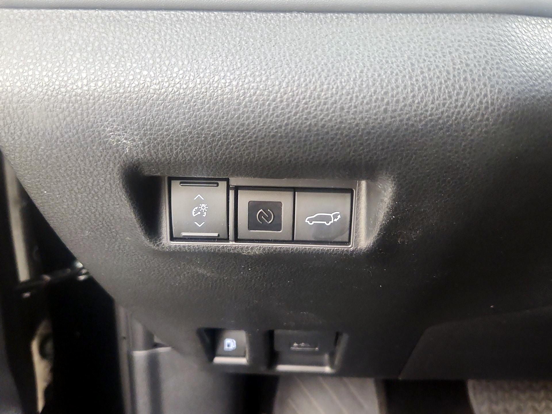 Thumbnail: 2026 Toyota RAV4 - 13