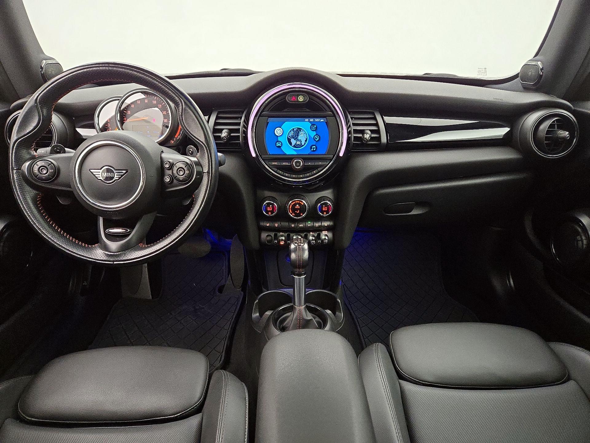 Thumbnail: 2019 MINI Cooper Hardtop - 9