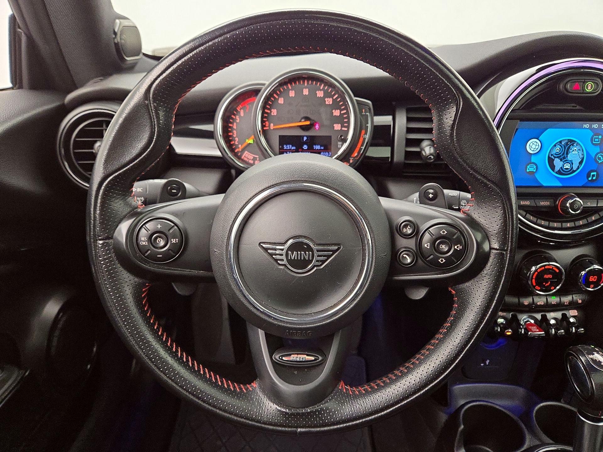 Thumbnail: 2019 MINI Cooper Hardtop - 10