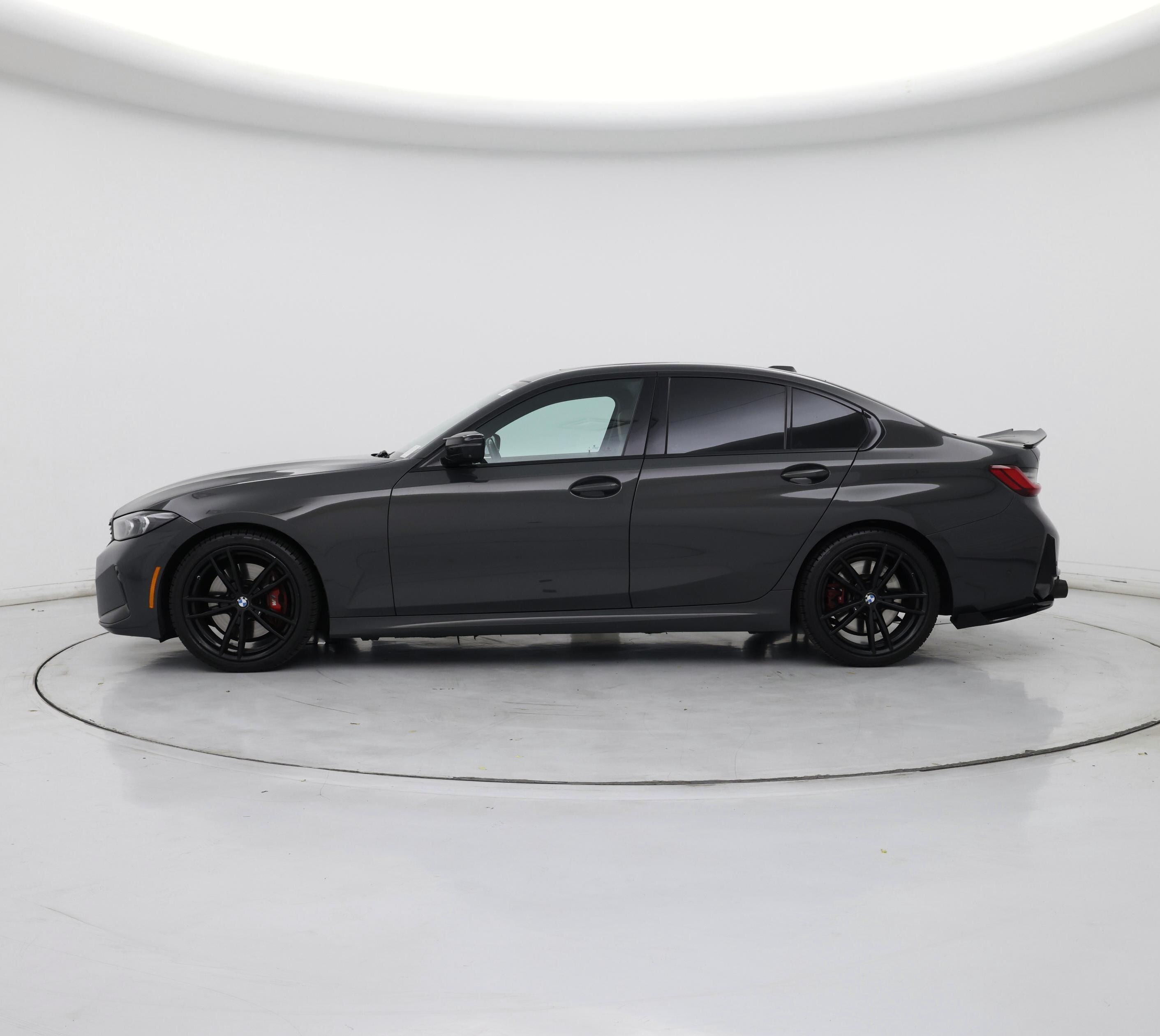Thumbnail: 2024 BMW 3 Series - 3