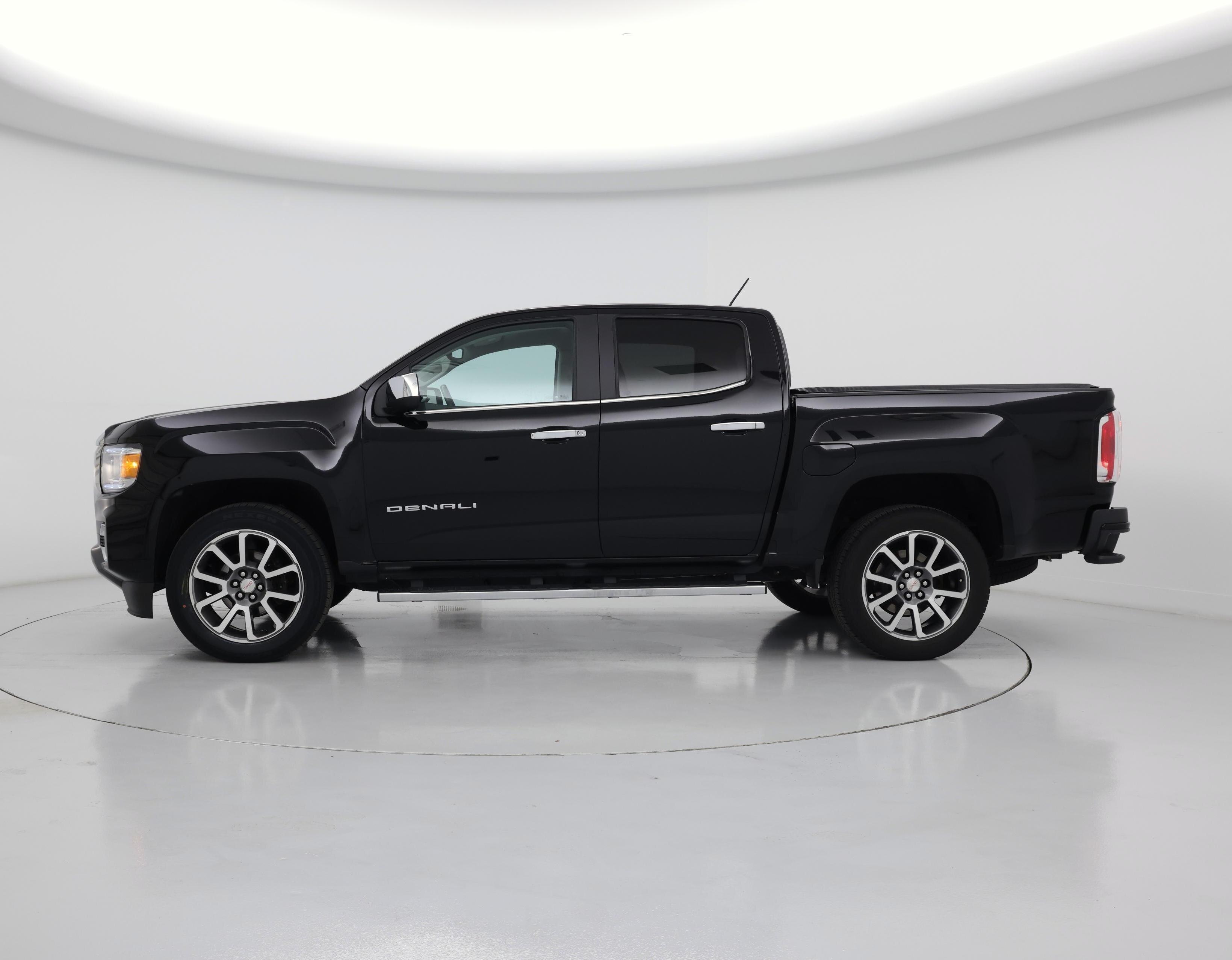 Thumbnail: 2021 GMC Canyon - 3