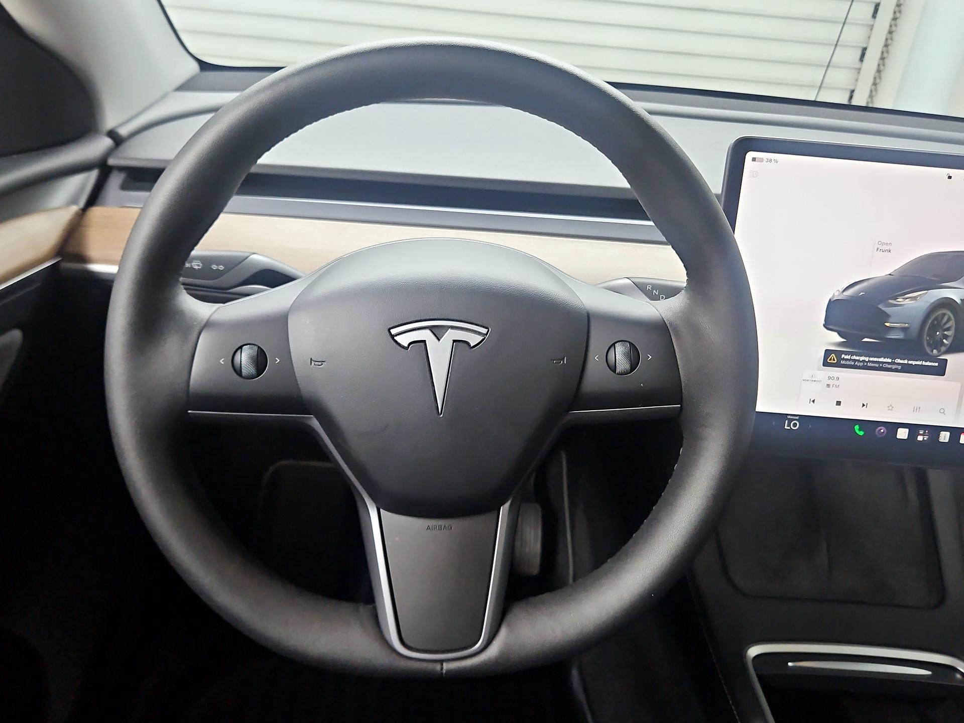 Thumbnail: 2024 Tesla Model Y - 10