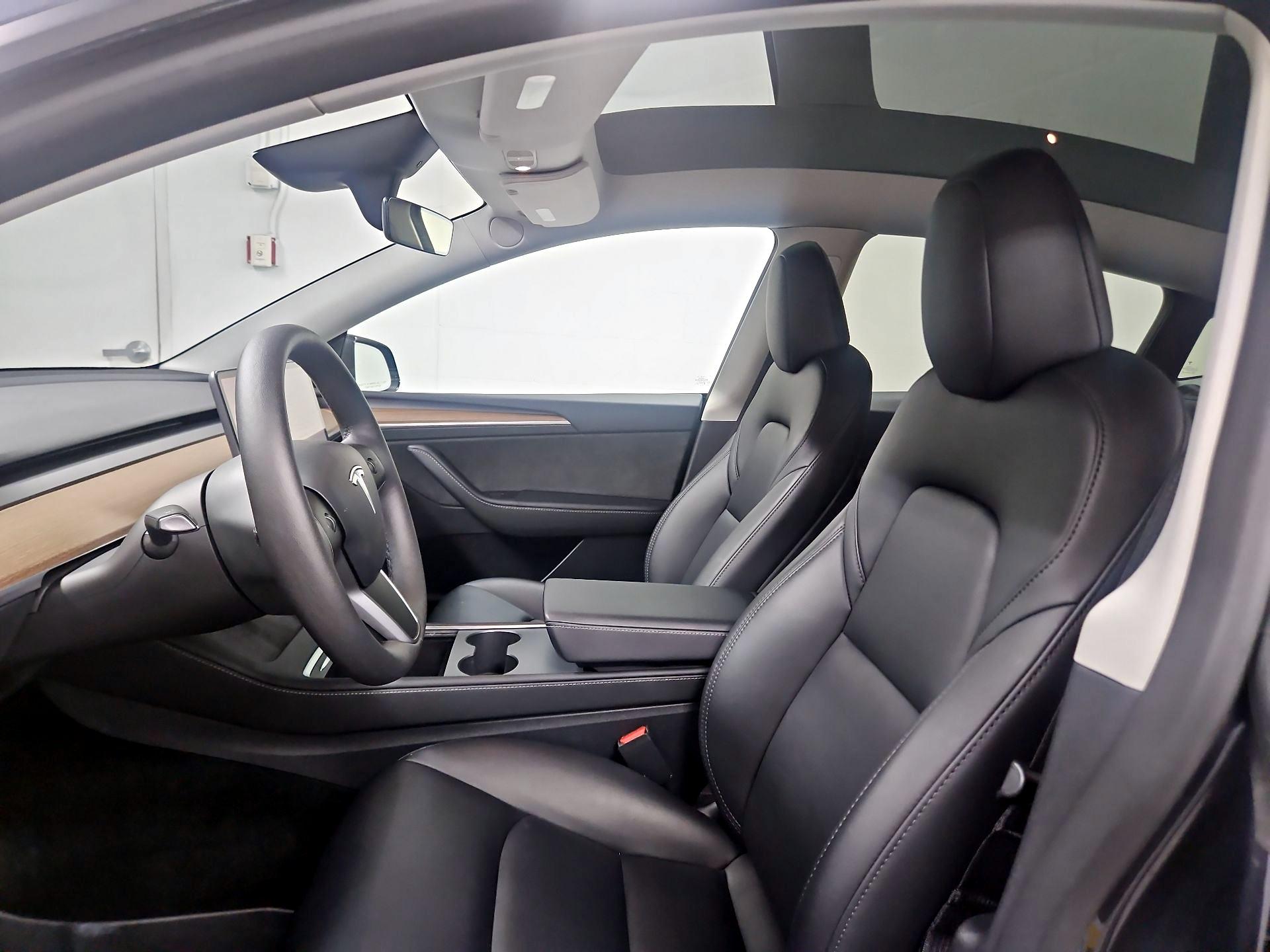 Thumbnail: 2024 Tesla Model Y - 19