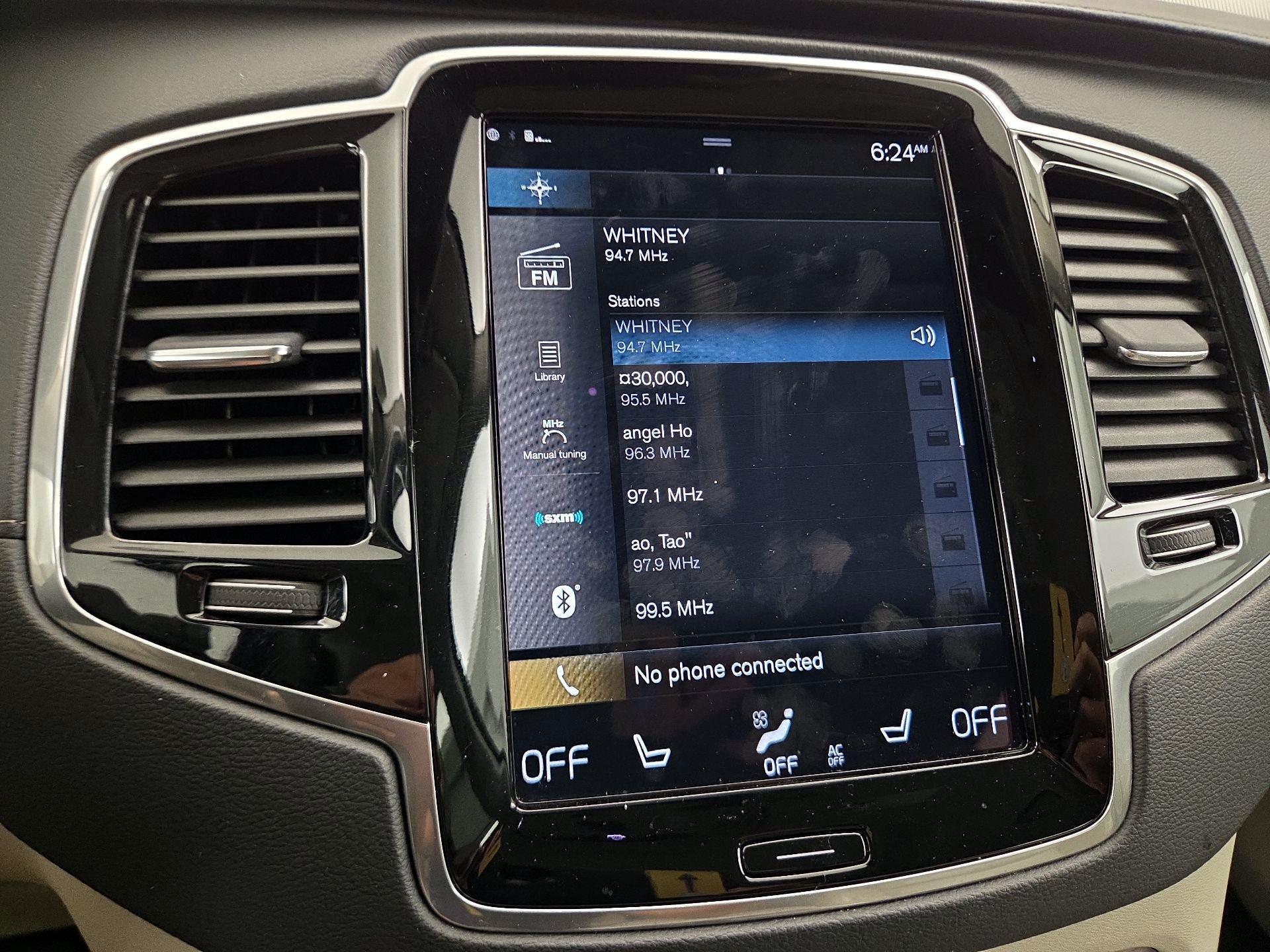 Thumbnail: 2022 Volvo XC90 - 16