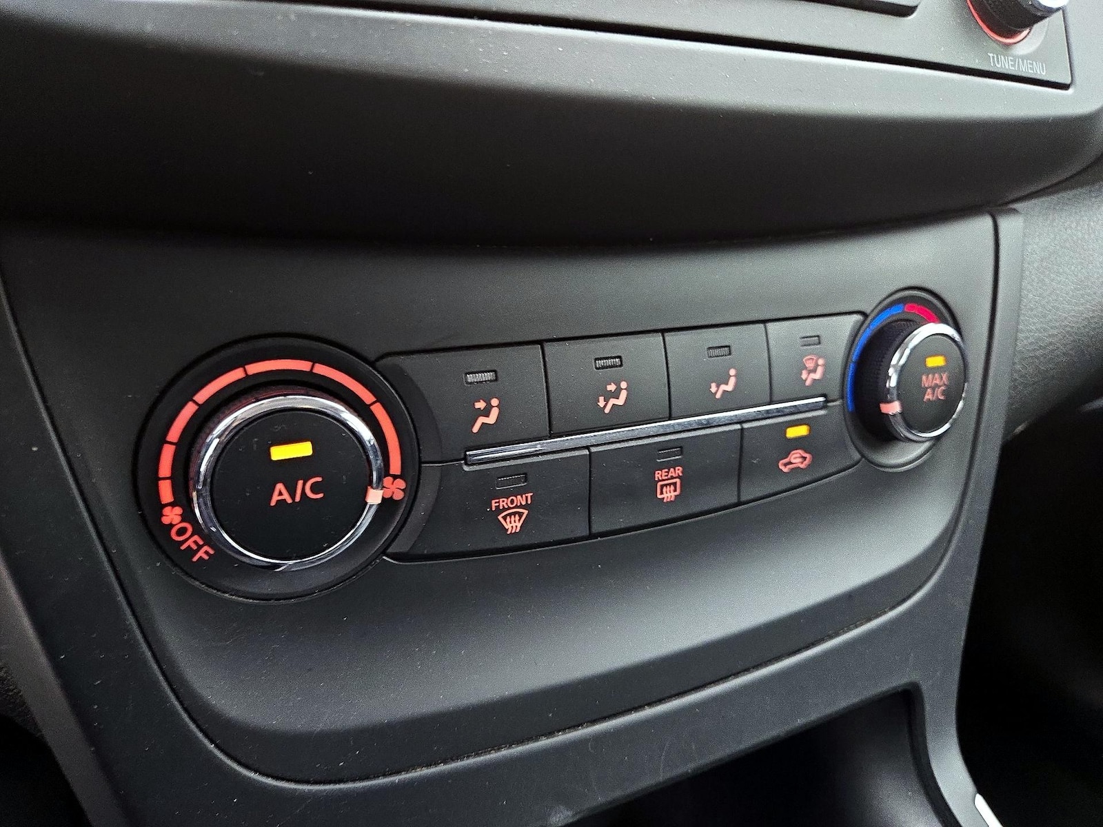 2017 Nissan Sentra S - Photo 16