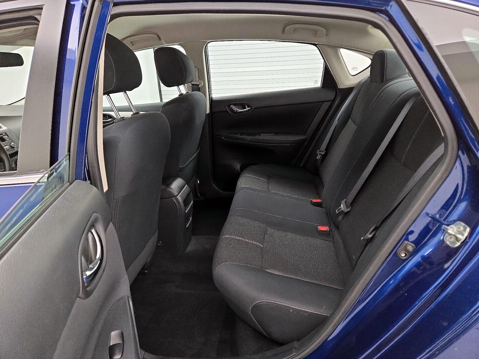 2017 Nissan Sentra S - Photo 18