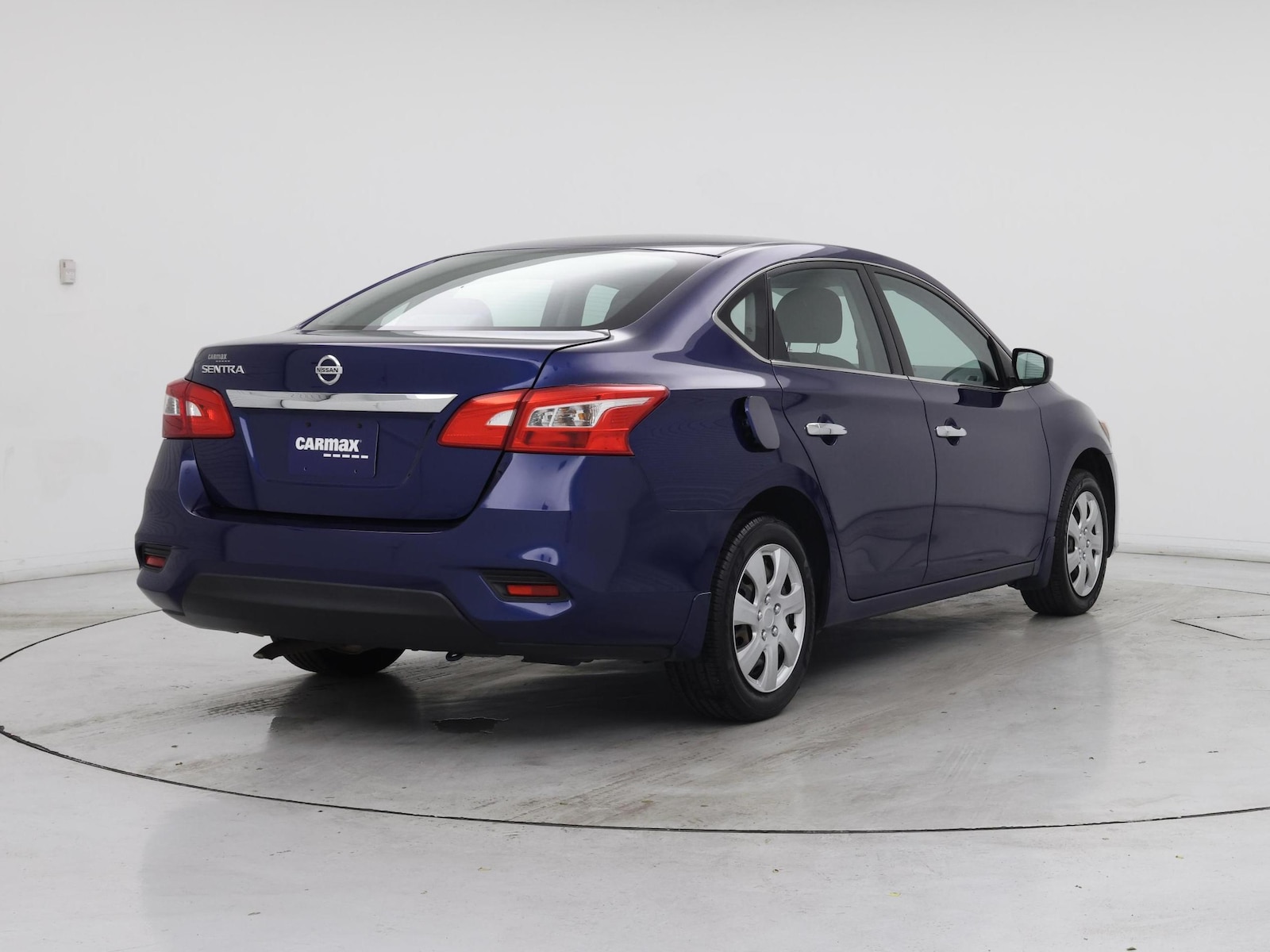 2017 Nissan Sentra S - Photo 9