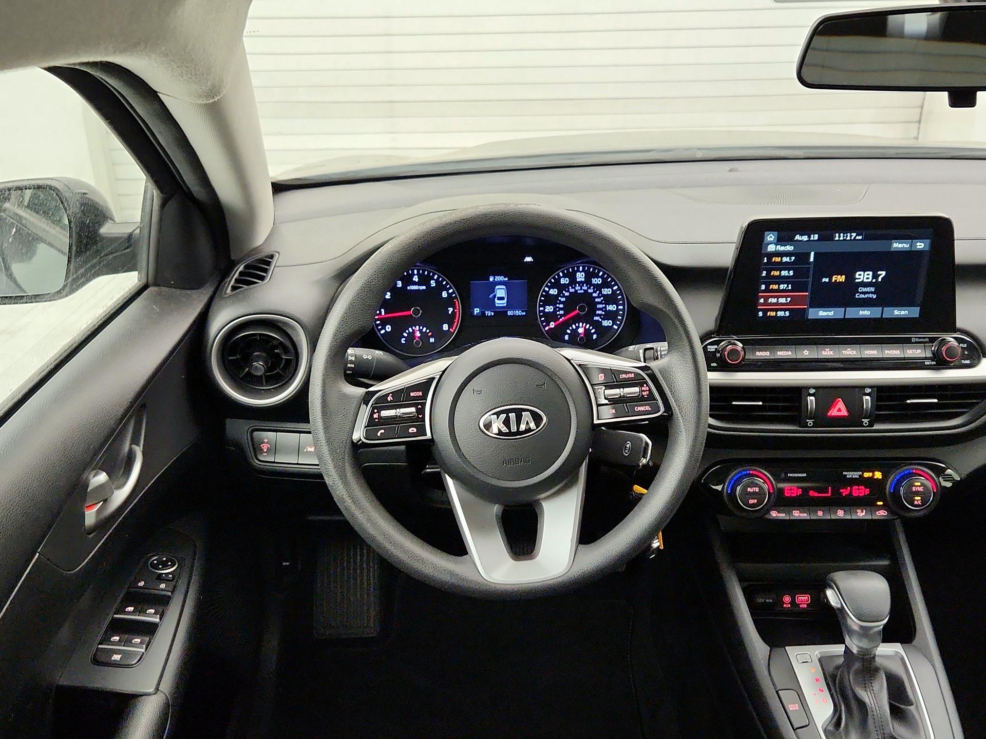 Thumbnail: 2019 Kia Forte - 10