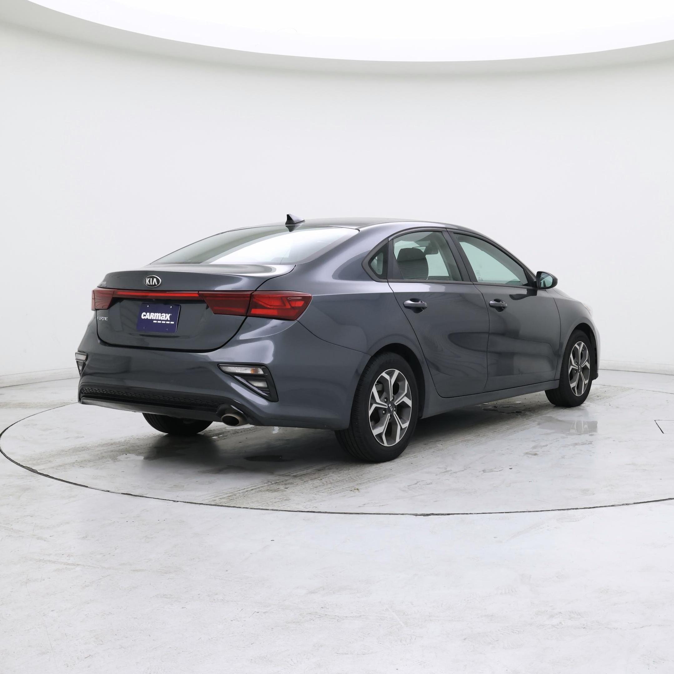 Thumbnail: 2019 Kia Forte - 8