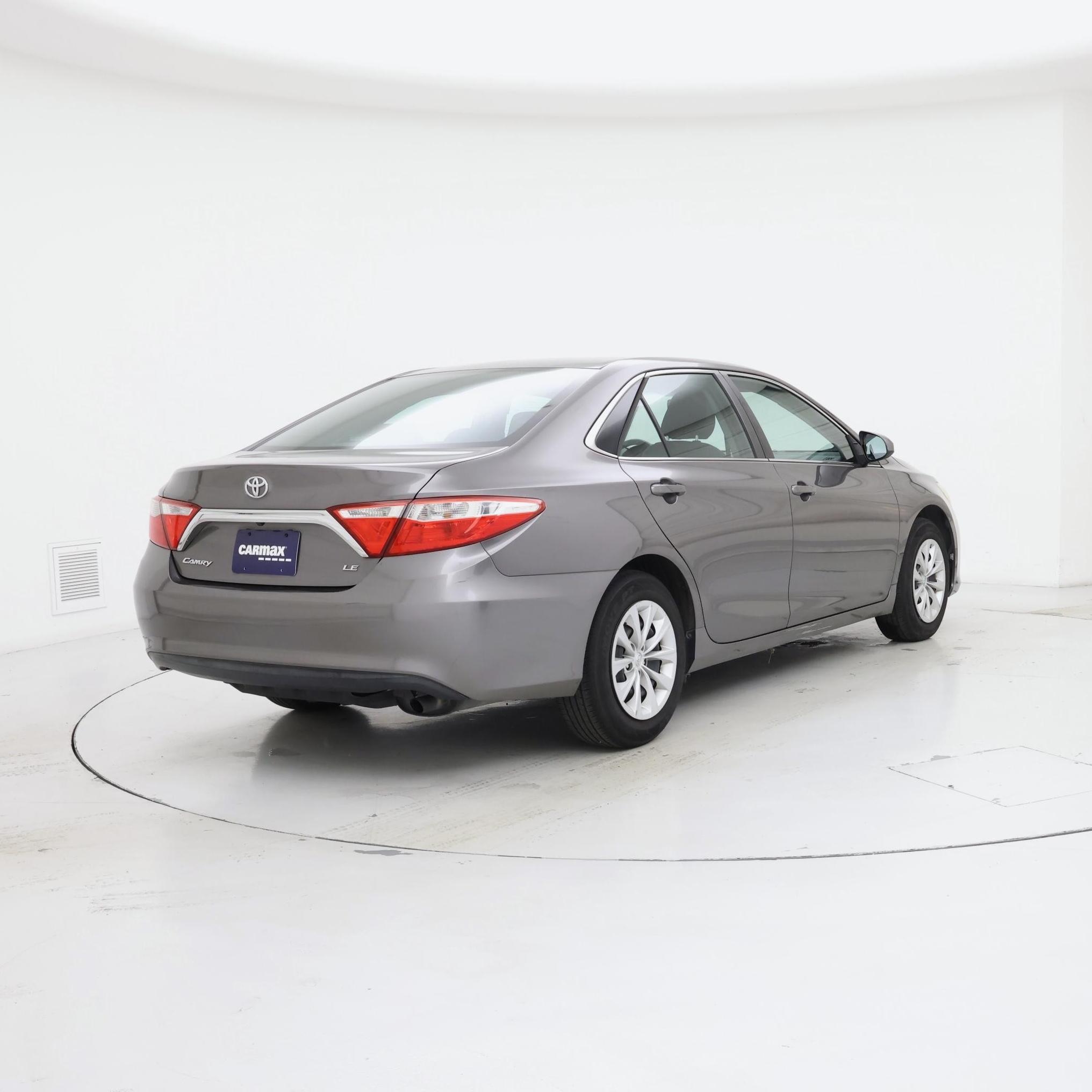 Thumbnail: 2016 Toyota Camry - 8