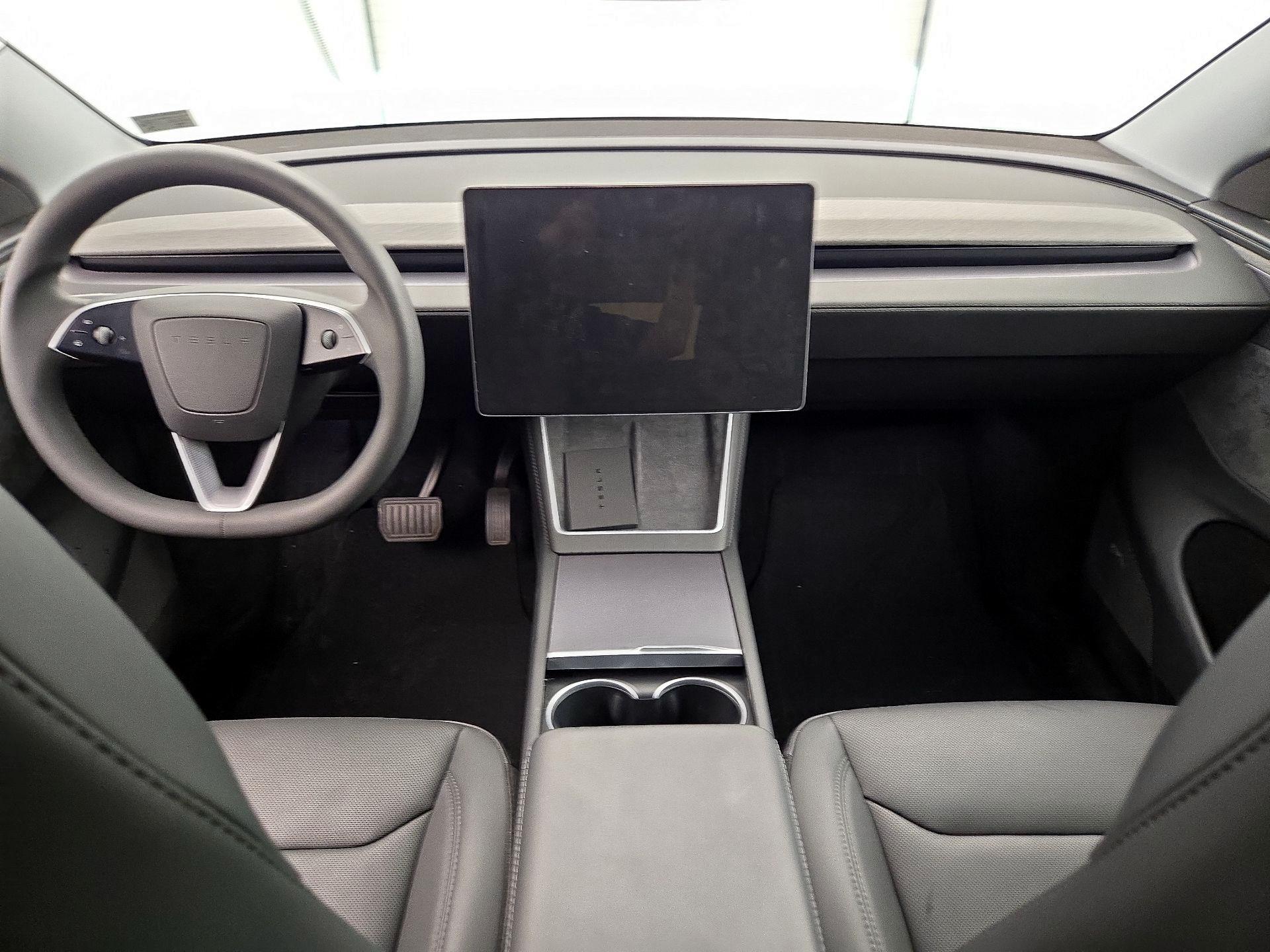 Thumbnail: 2026 Tesla Model Y - 9