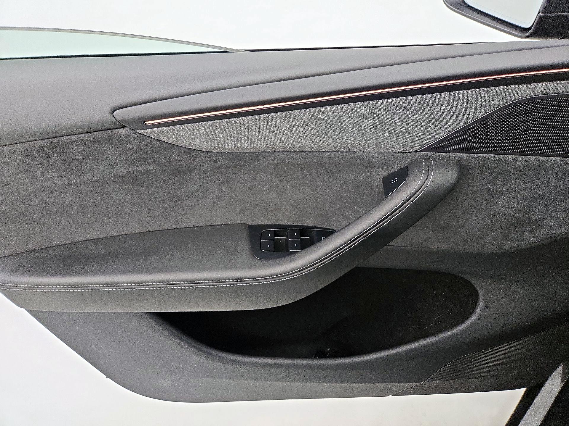 Thumbnail: 2026 Tesla Model Y - 12
