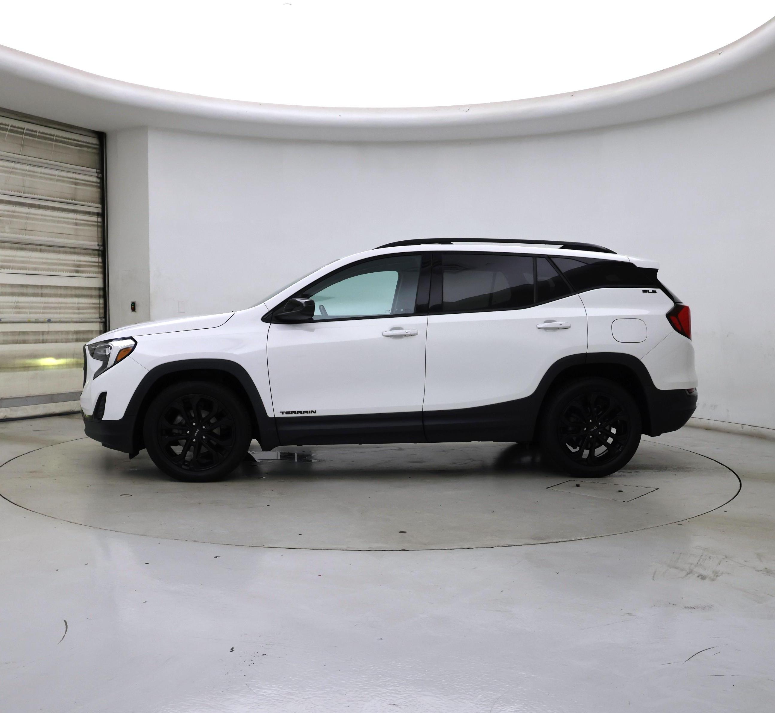 Thumbnail: 2021 GMC Terrain - 3