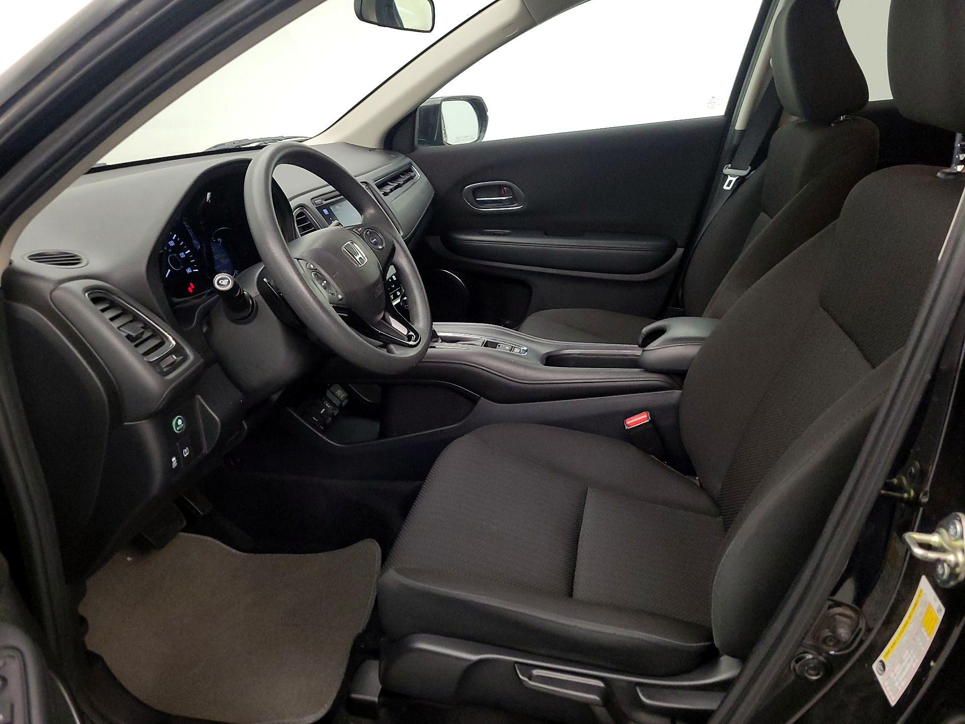 Thumbnail: 2017 Honda HR-V - 11