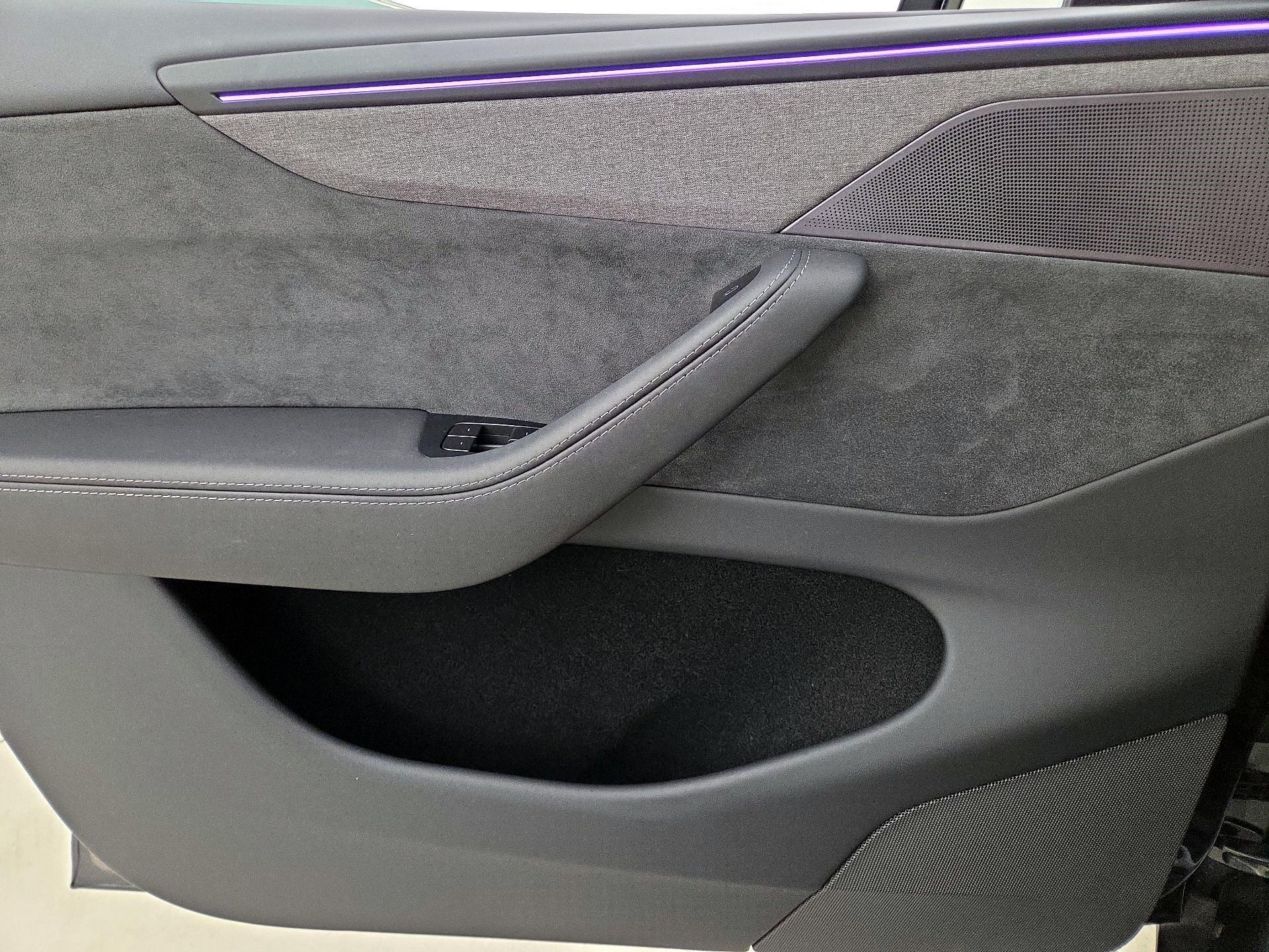 Thumbnail: 2026 Tesla Model Y - 12