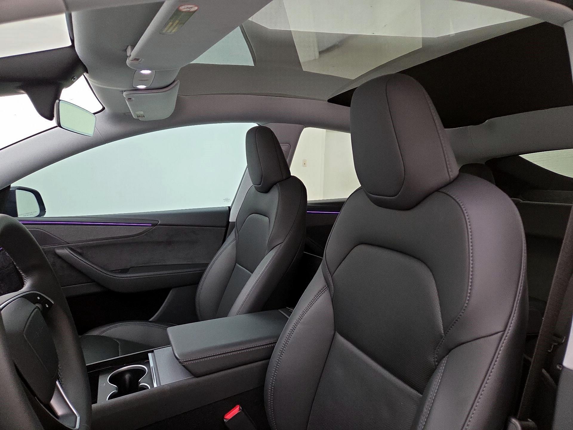 Thumbnail: 2026 Tesla Model Y - 19