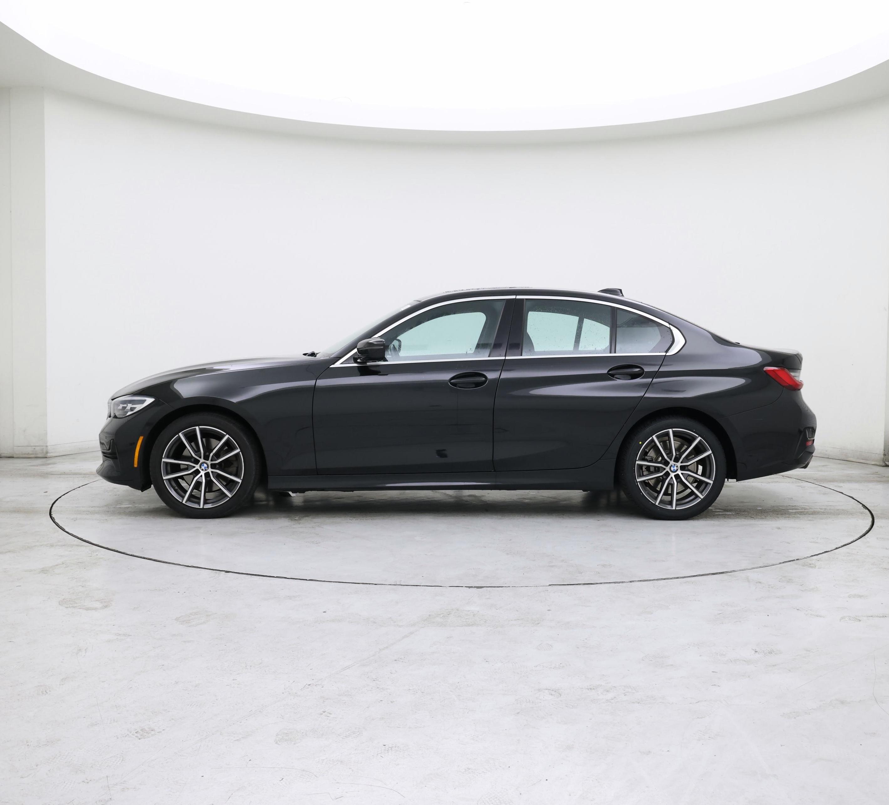Thumbnail: 2020 BMW 3 Series - 3