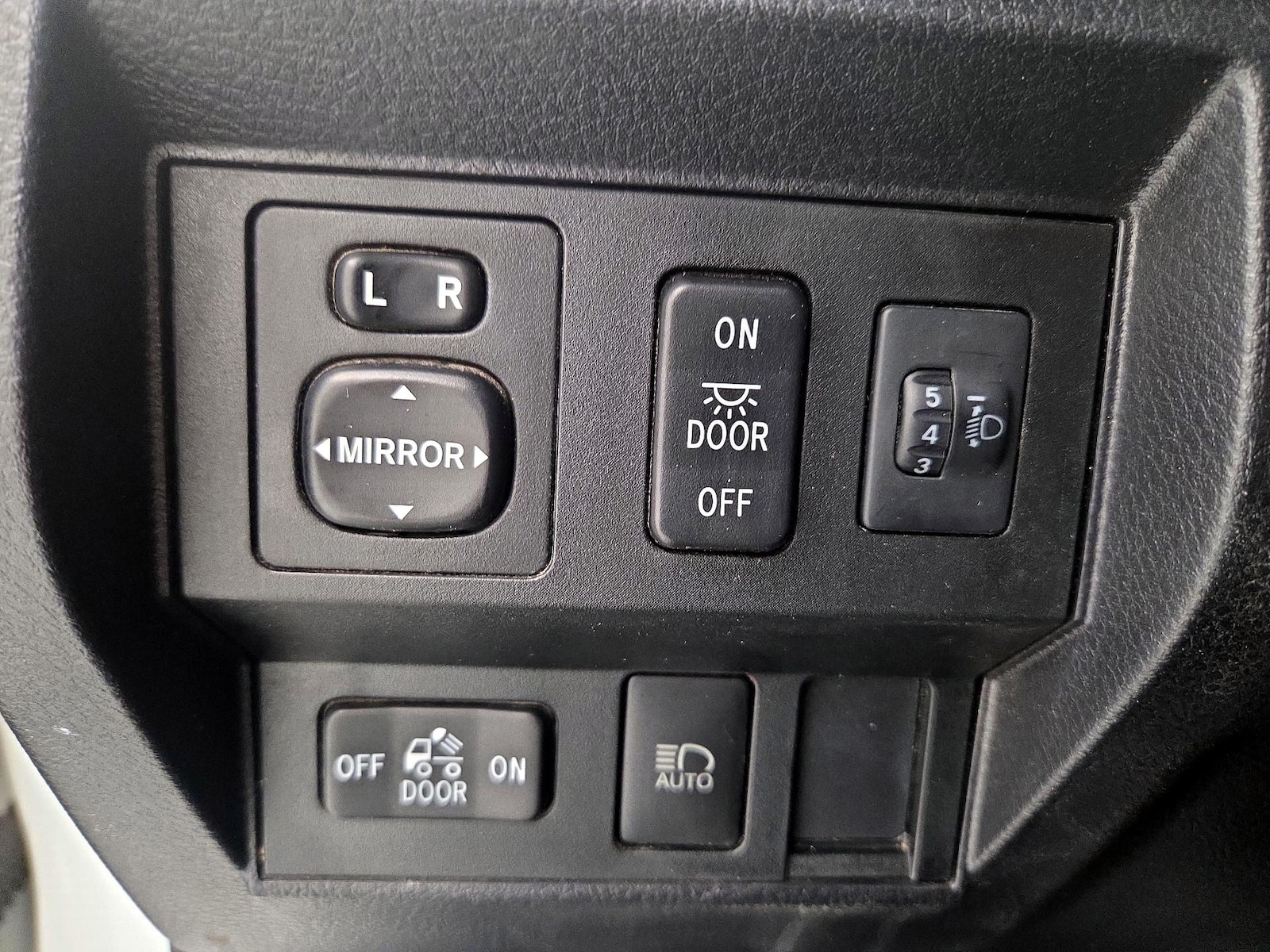 2021 Toyota Tundra SR - Photo 14