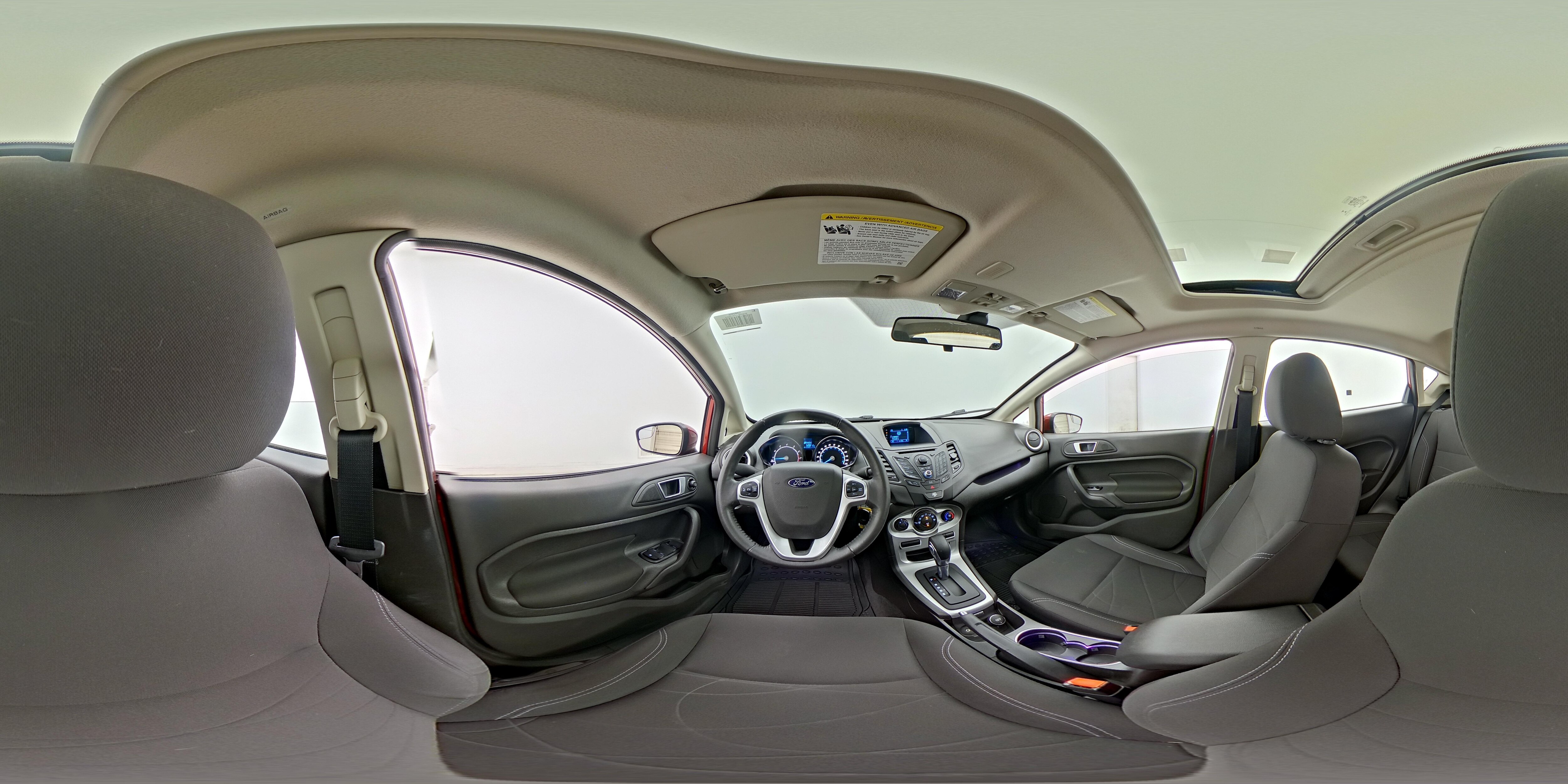 2015 Ford Fiesta SE - Photo 26