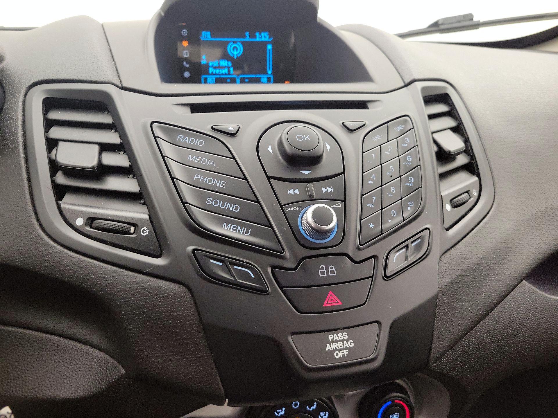 Thumbnail: 2015 Ford Fiesta - 14