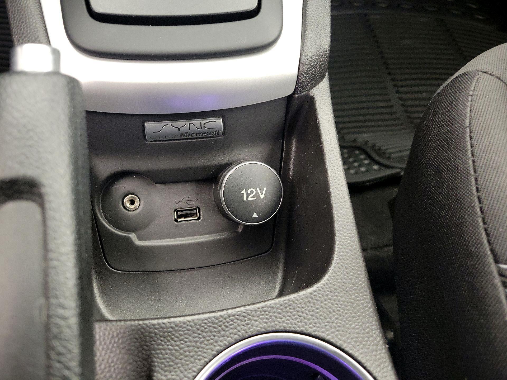 Thumbnail: 2015 Ford Fiesta - 17
