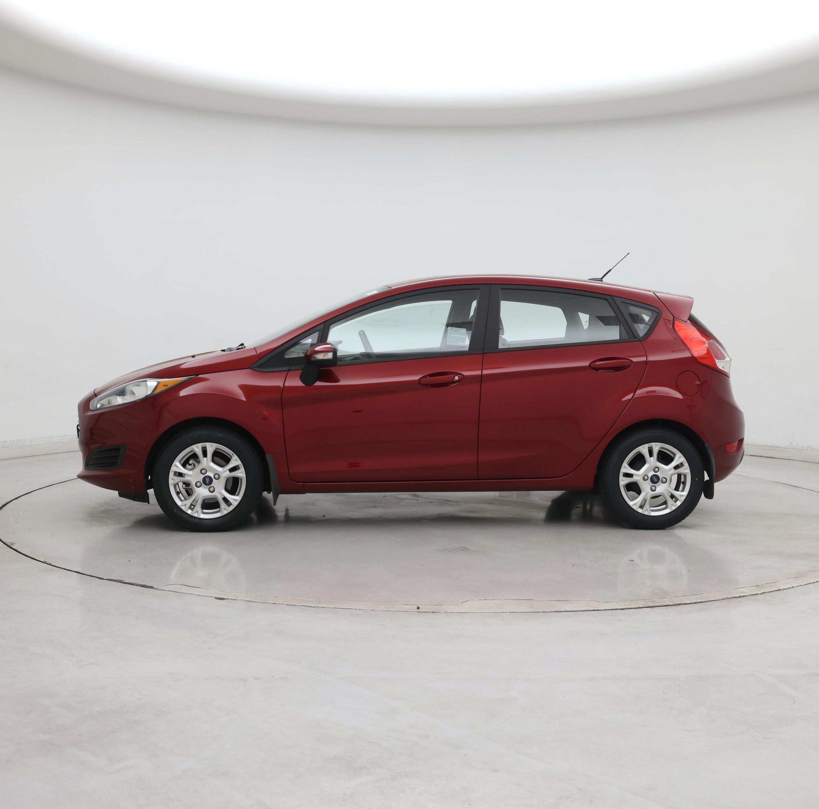 Thumbnail: 2015 Ford Fiesta - 3