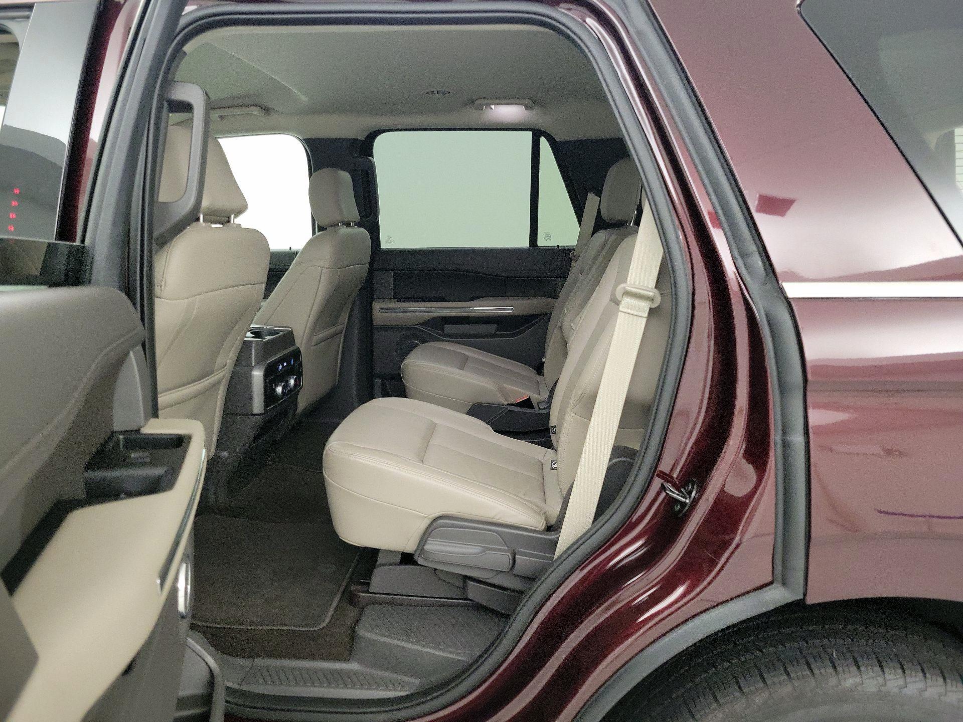 Thumbnail: 2020 Ford Expedition - 19