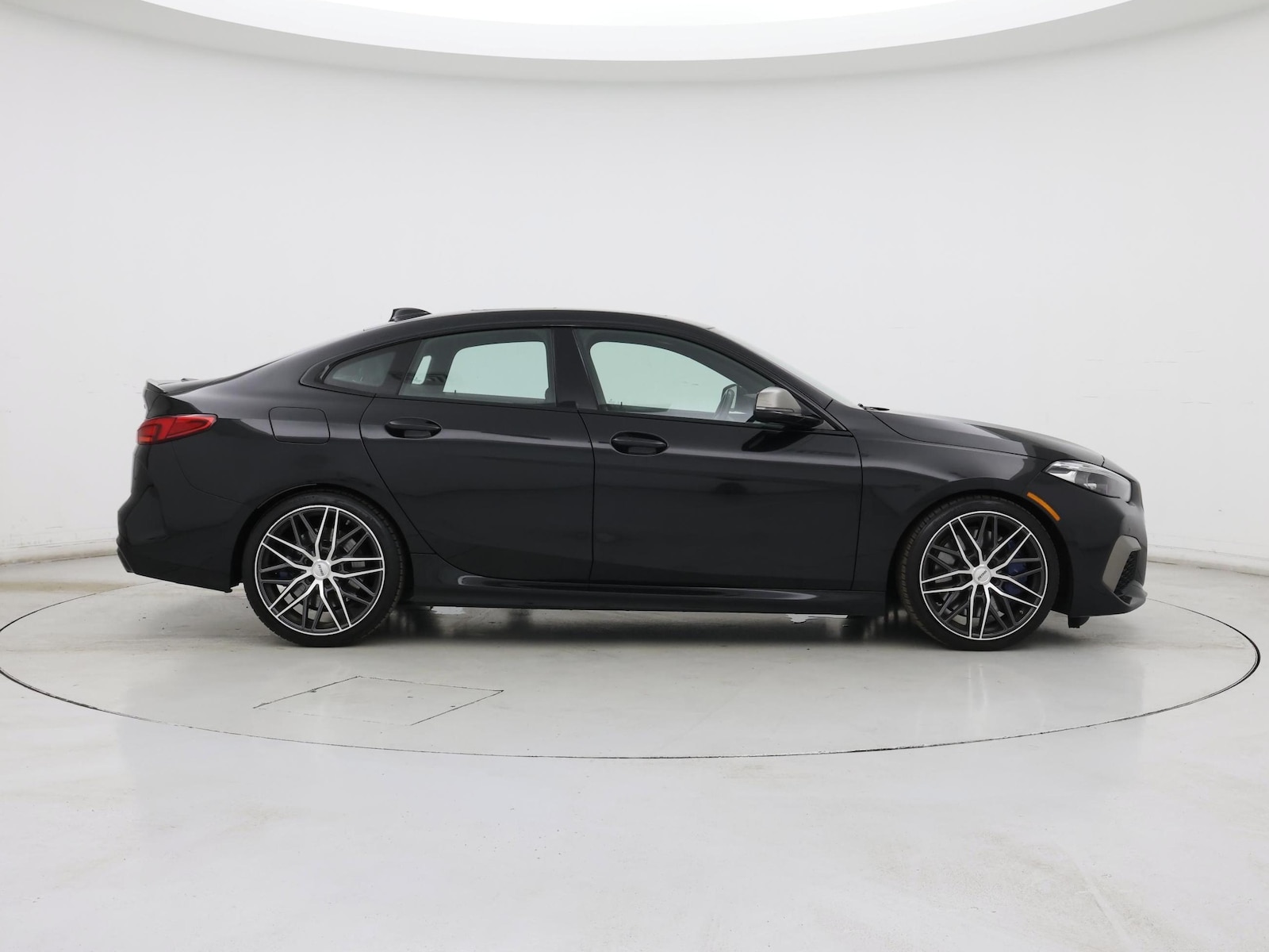 2022 BMW 2 Series M235i - Photo 8