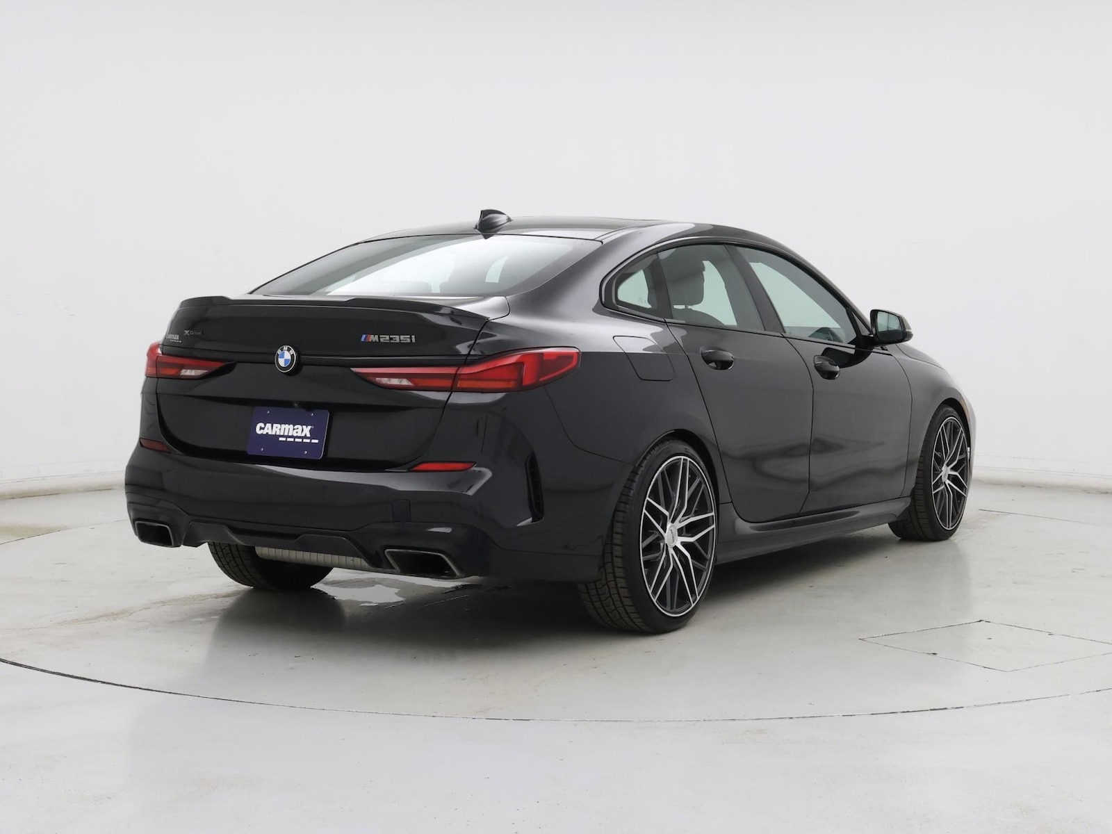 2022 BMW 2 Series M235i - Photo 9