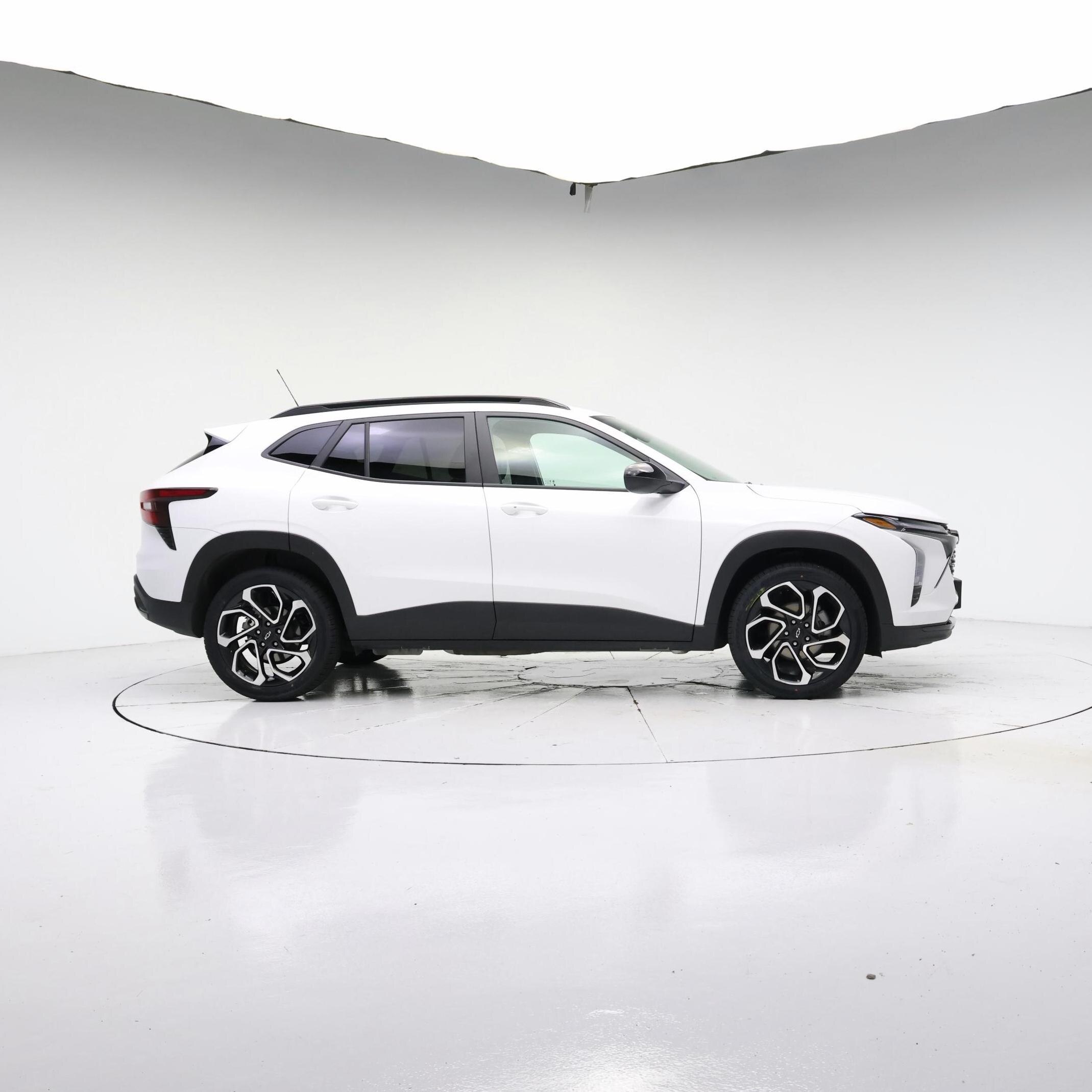 Thumbnail: 2025 Chevrolet Trax - 7
